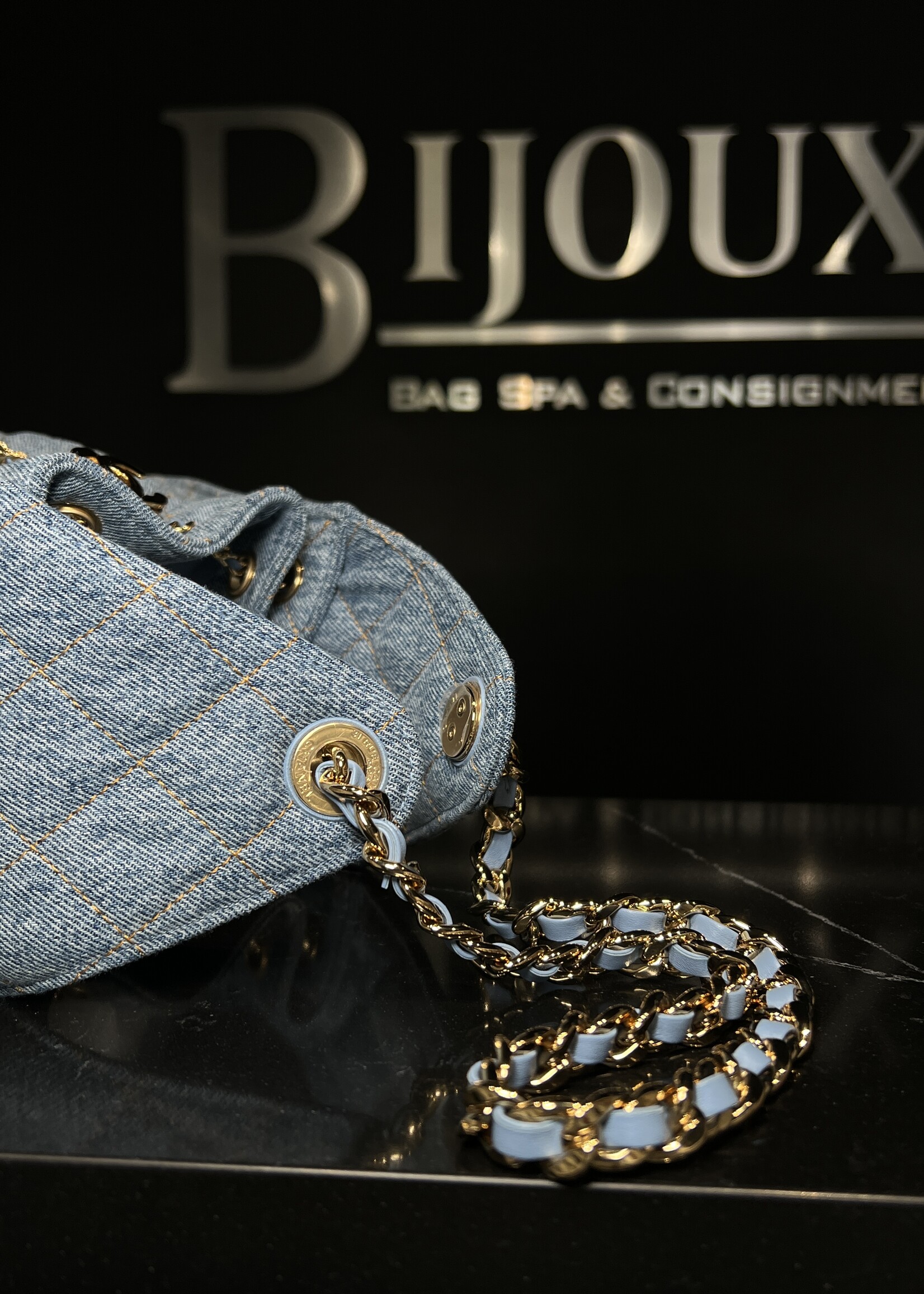 Chanel Chanel 25 Denim Small GHW