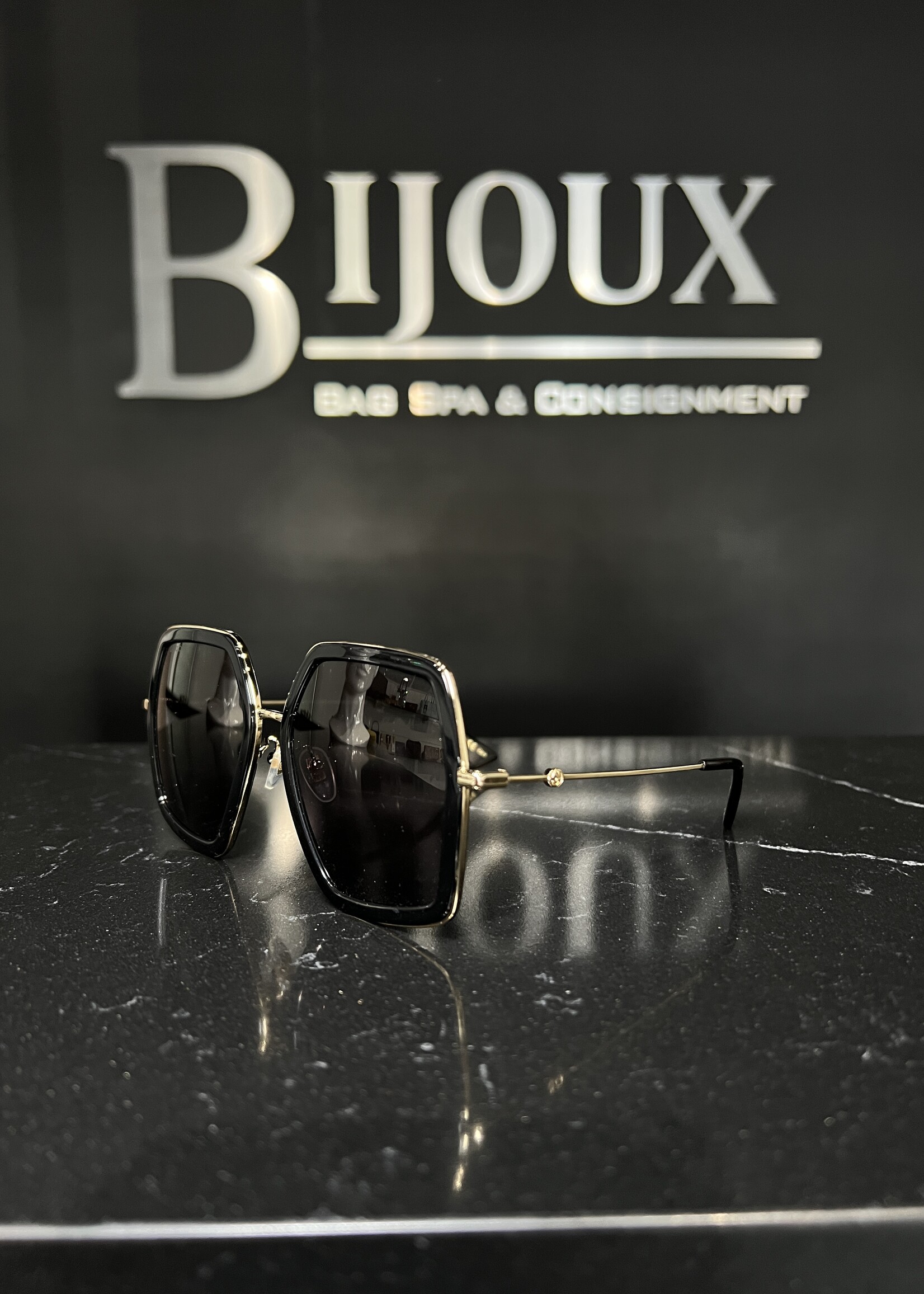 Gucci Gucci GG1065 Sunglasses