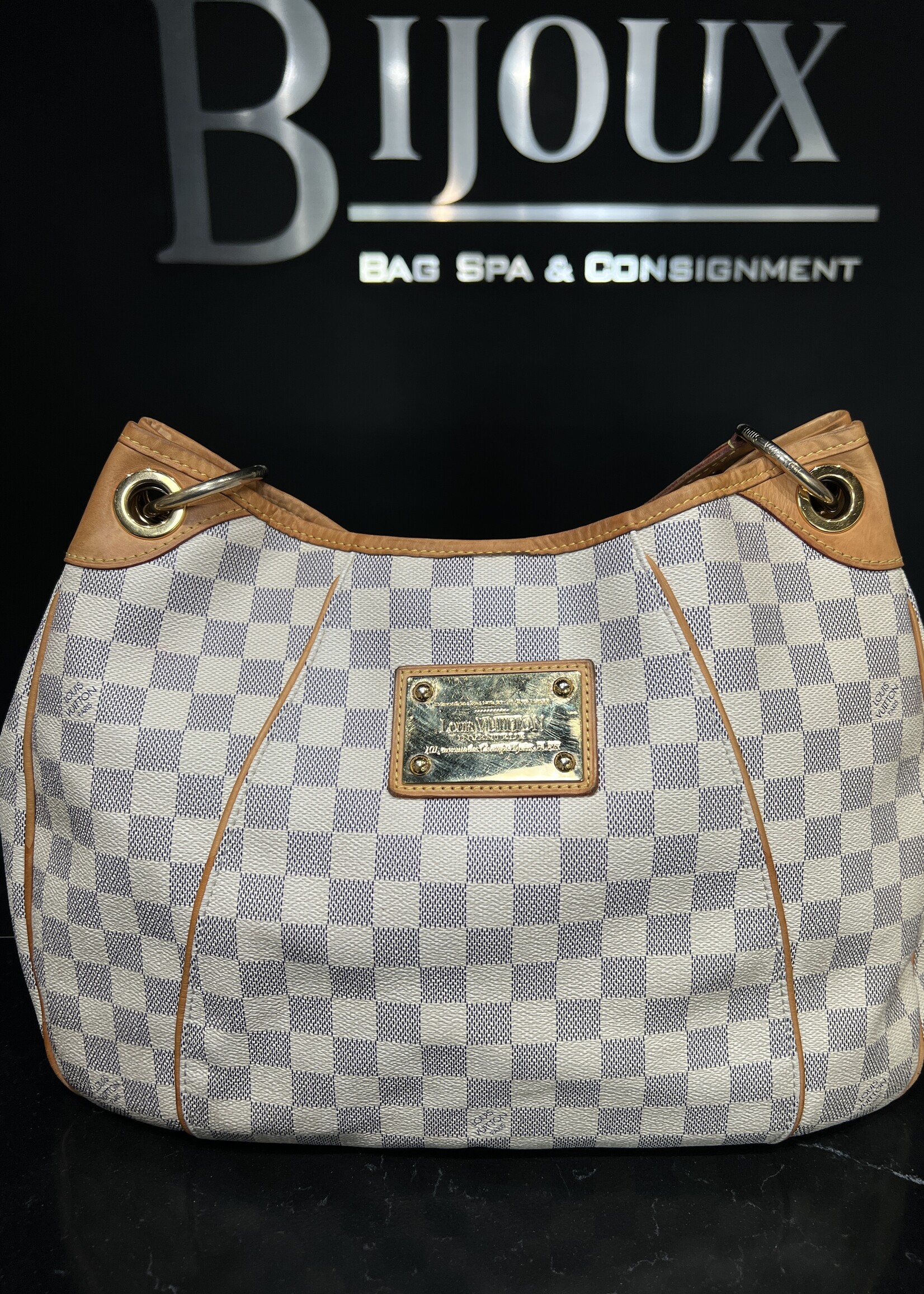 Louis Vuitton Louis Vuitton Damier Azur Galleria PM