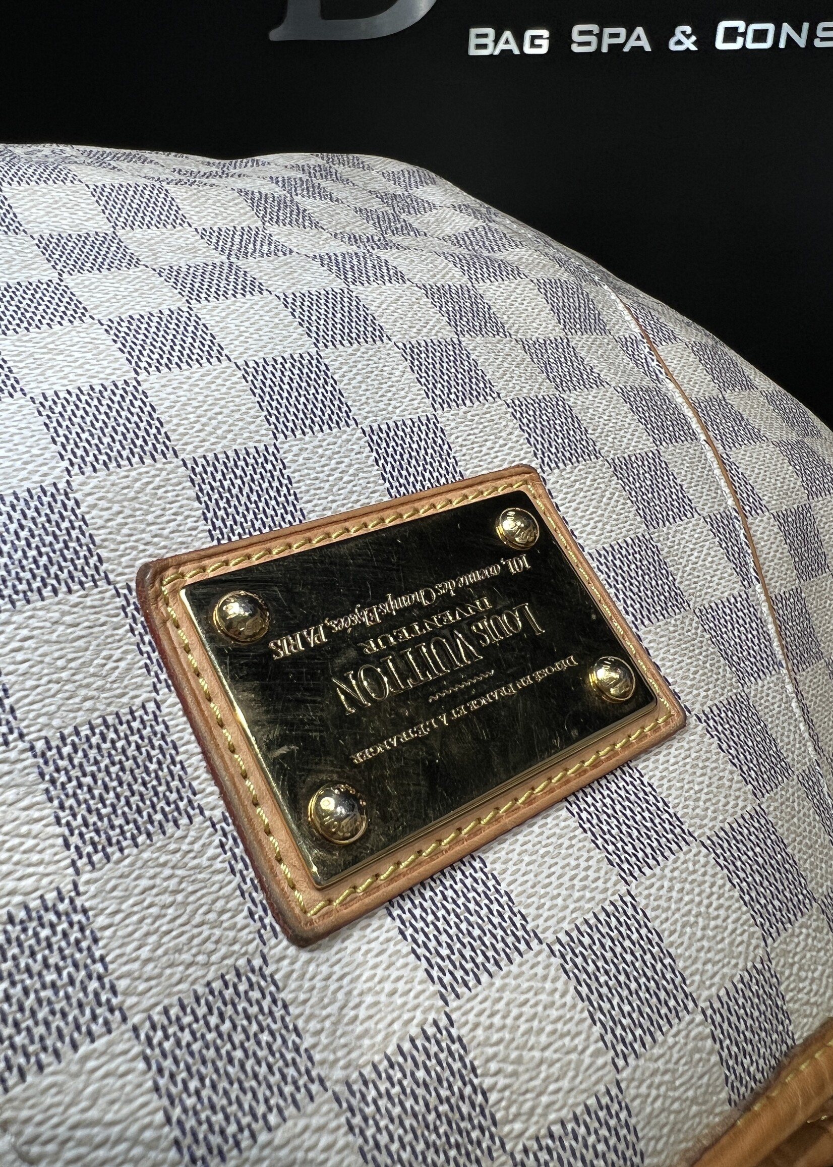 Louis Vuitton Louis Vuitton Damier Azur Galleria PM