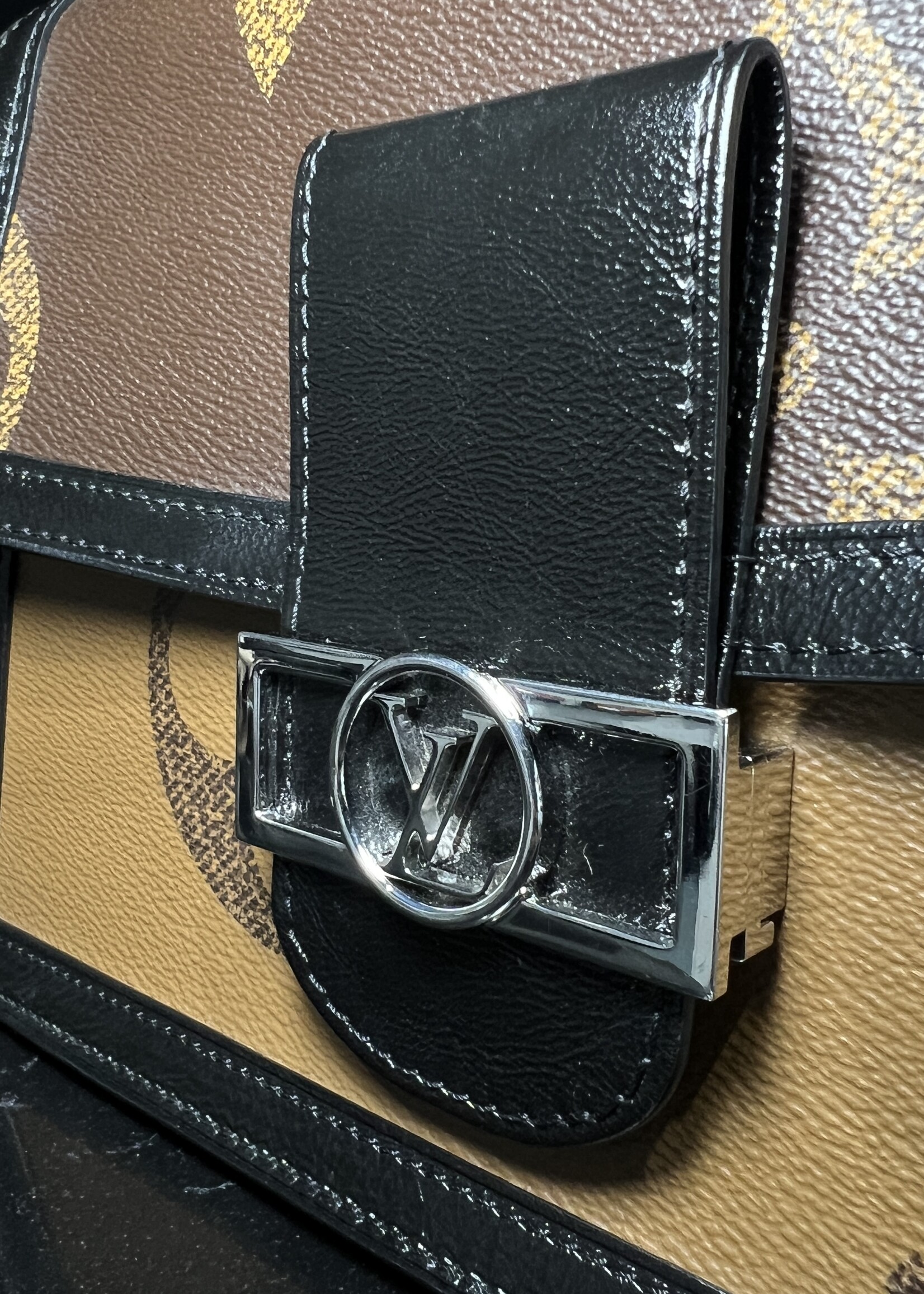 Louis Vuitton Louis Vuitton Dauphine Reverse MM