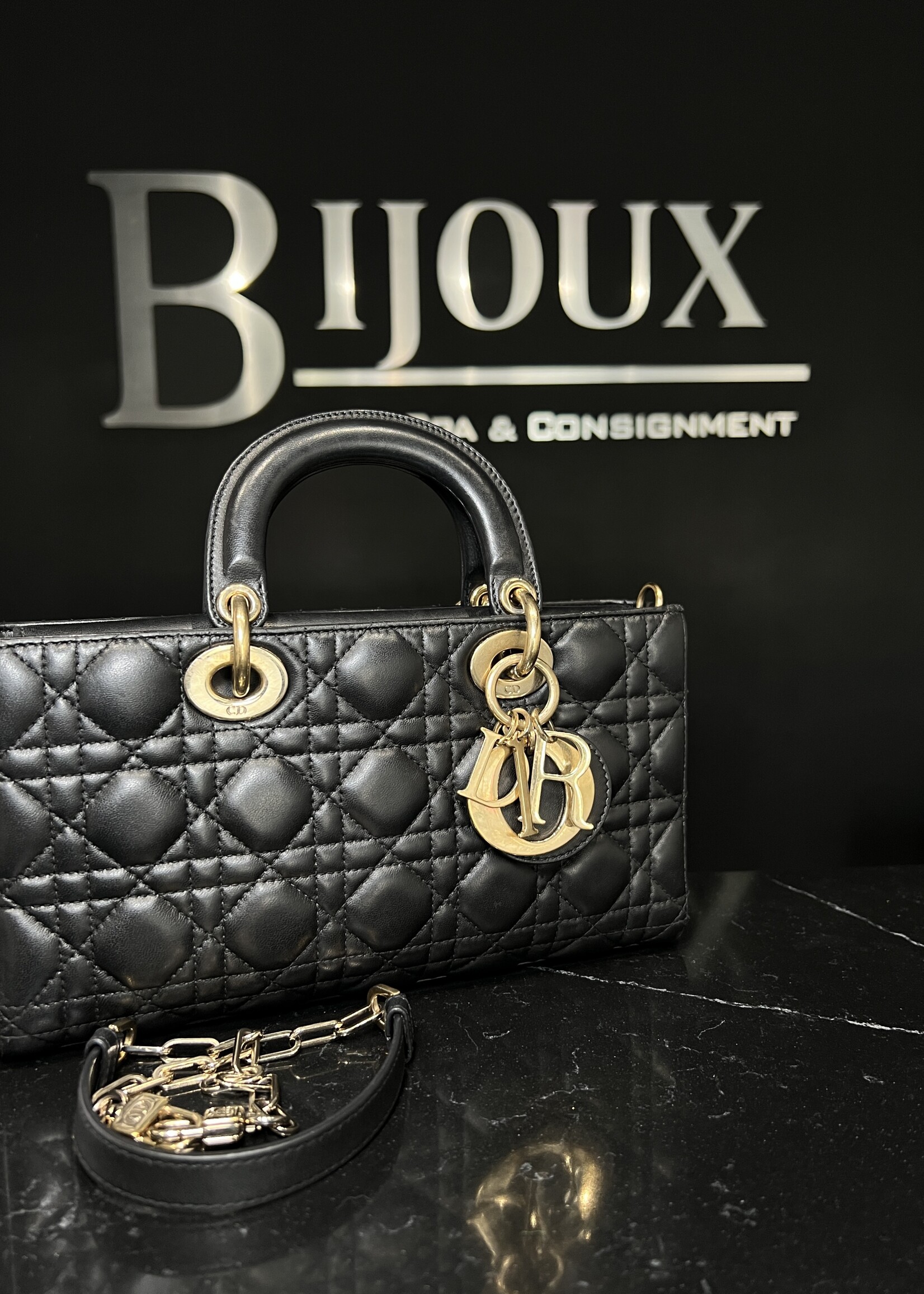 Christian Dior Christian Dior Medium Lady D-Joy
