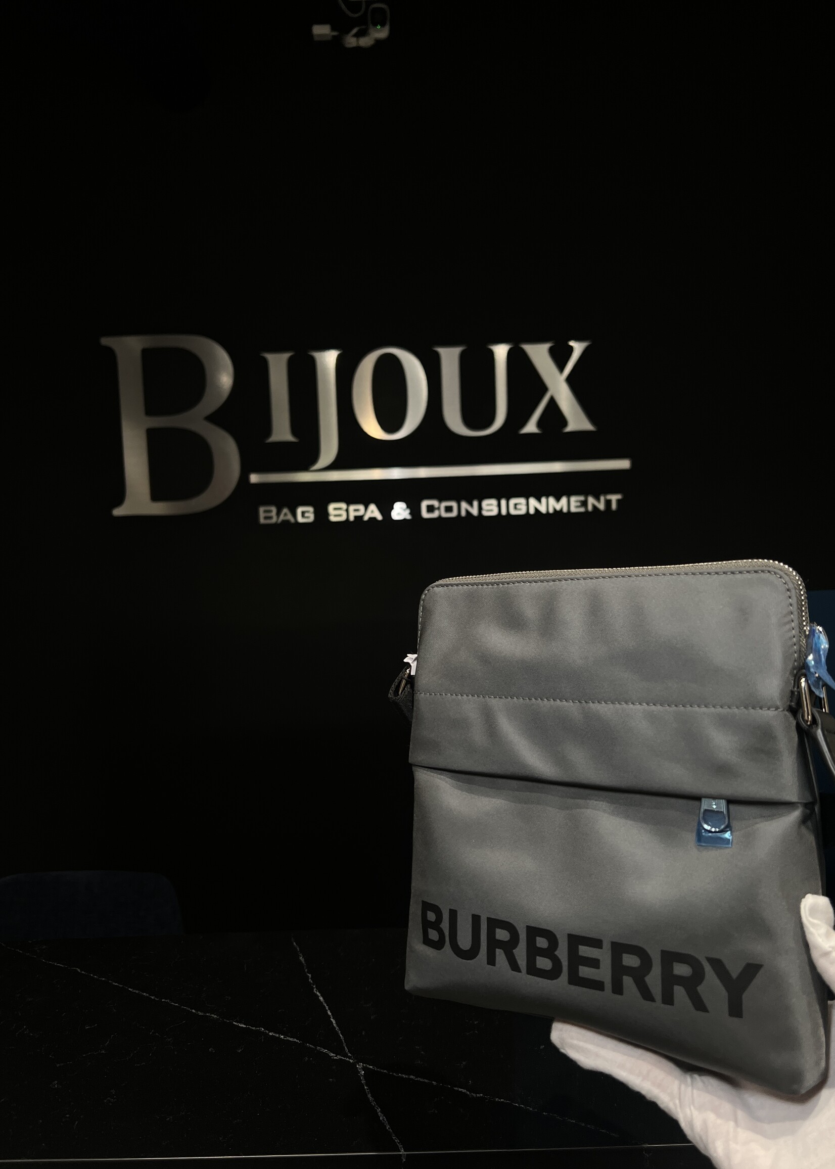 Burberry Burberry Nylon Mens Messenger