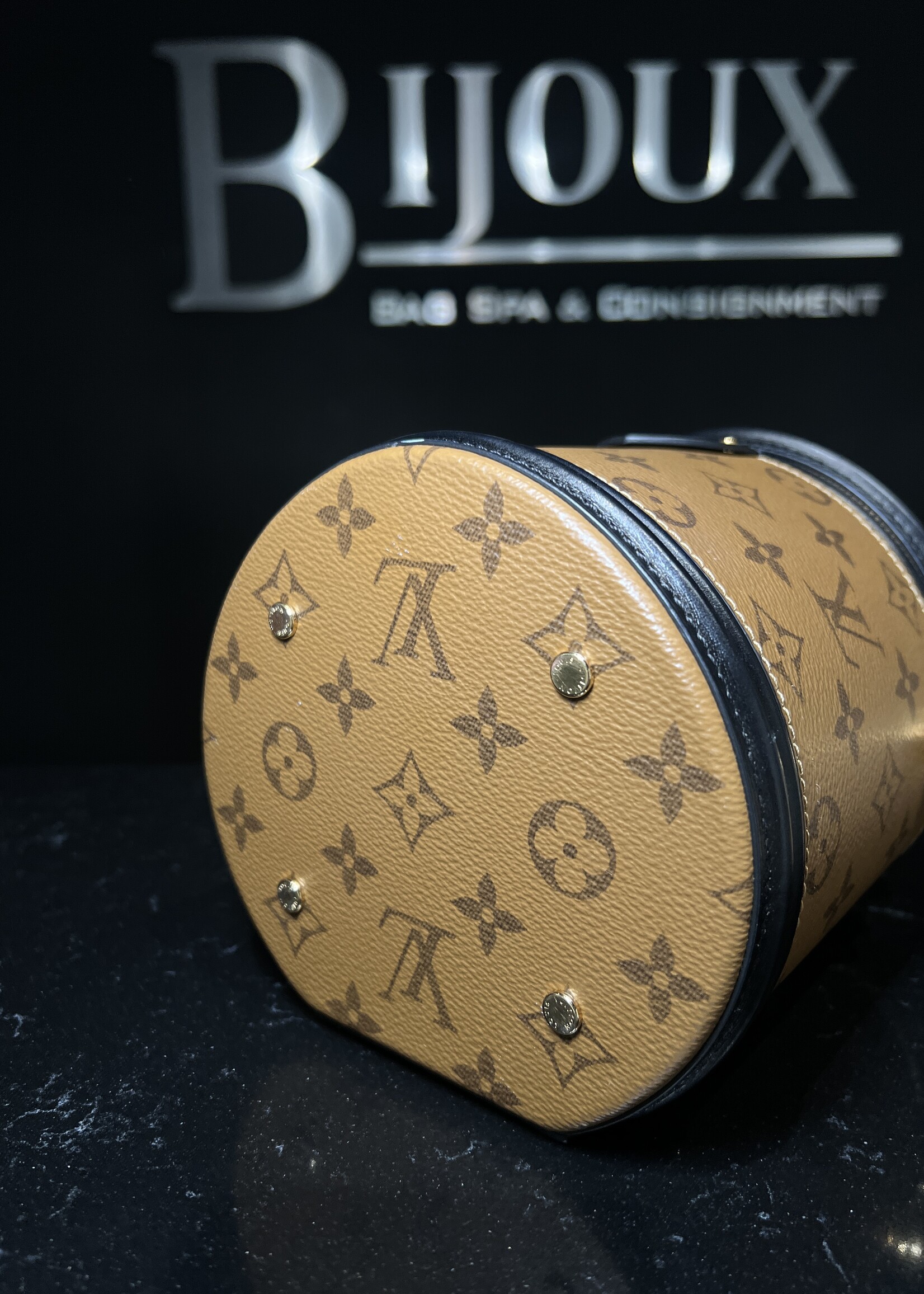 Louis Vuitton Louis Vuitton Reverse Monogram Canvas Cannes