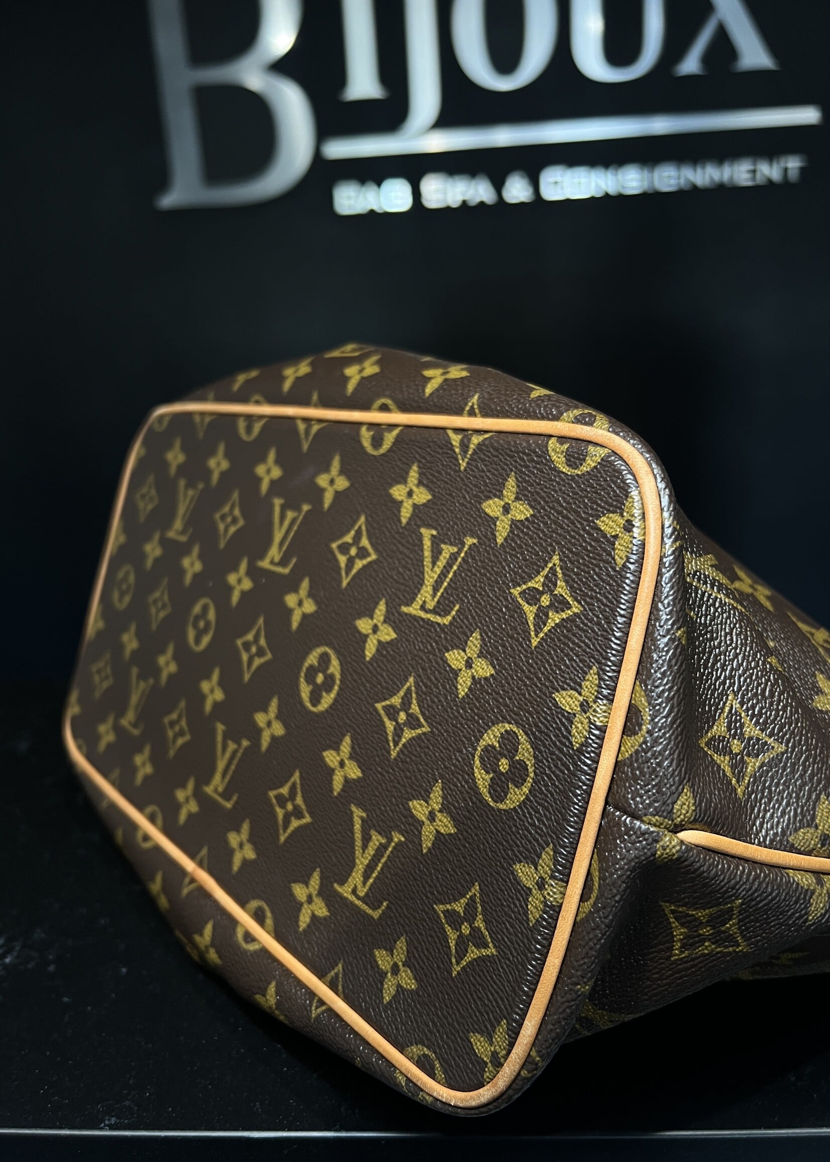 Louis Vuitton Louis Vuitton Monogram Palermo PM