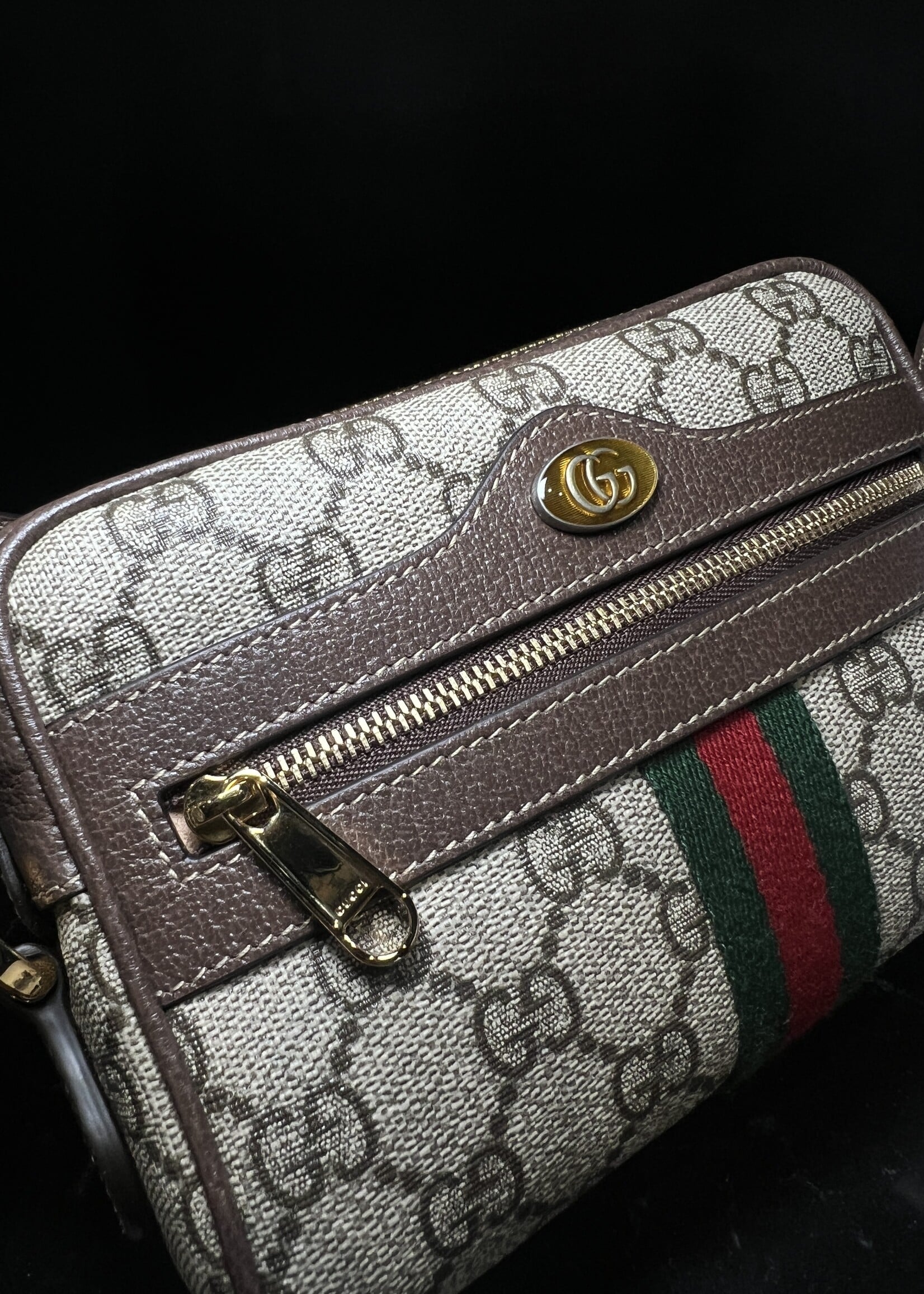 Gucci Gucci Mini Ophidia GG Supreme Coated Canvas Crossbody