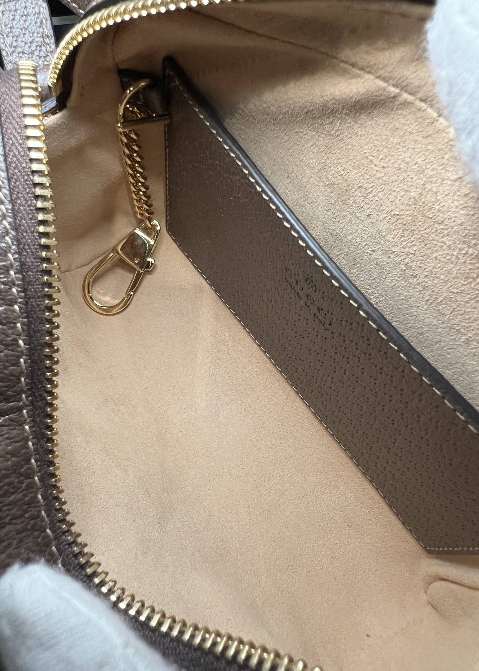 Gucci Gucci Mini Ophidia GG Supreme Coated Canvas Crossbody
