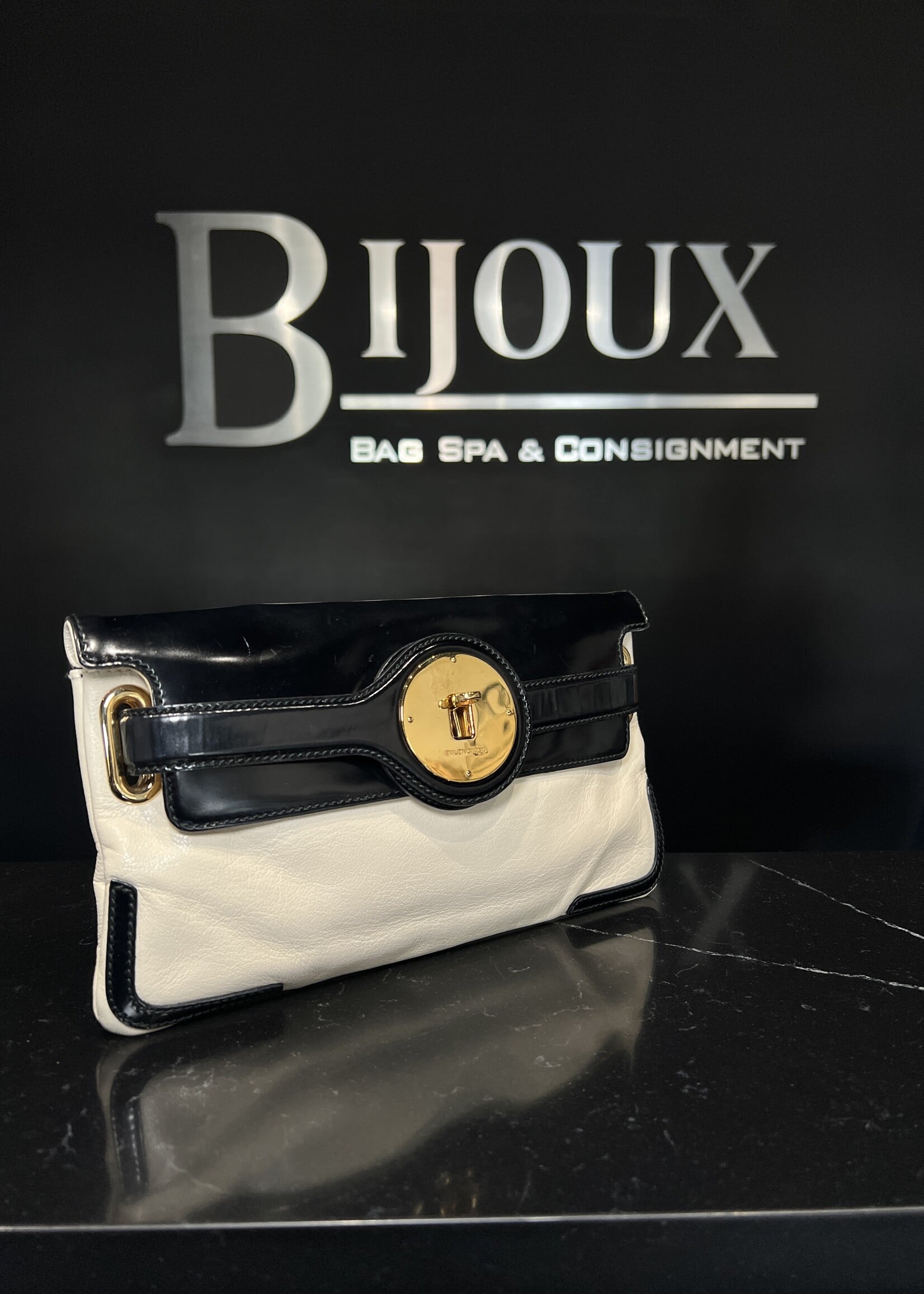 Balenciaga Balenciaga Lune Patent Clutch