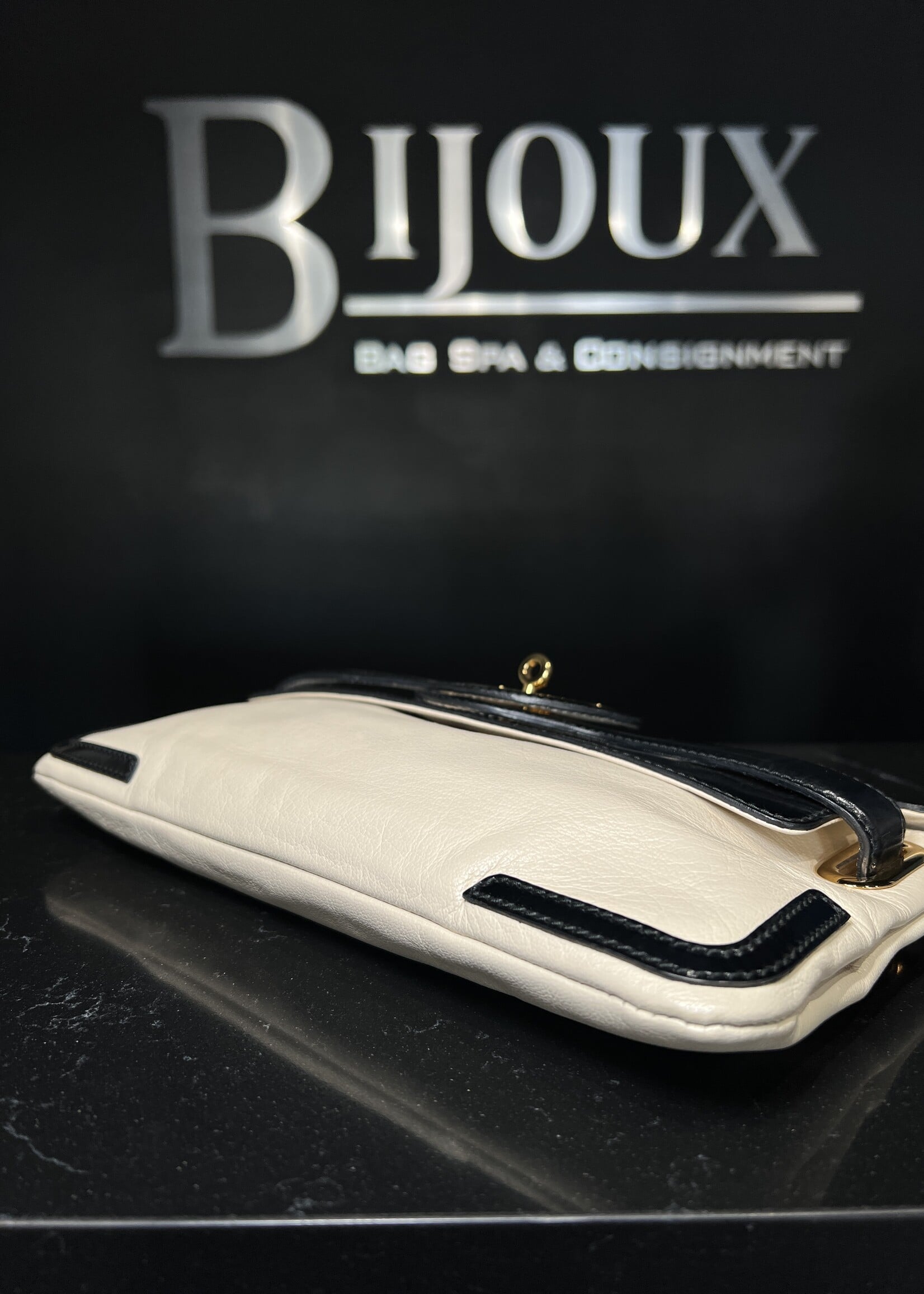 Balenciaga Balenciaga Lune Patent Clutch
