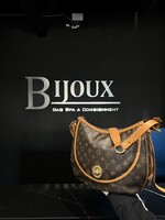 Louis Vuitton Louis Vuitton Monogram Tulum GM