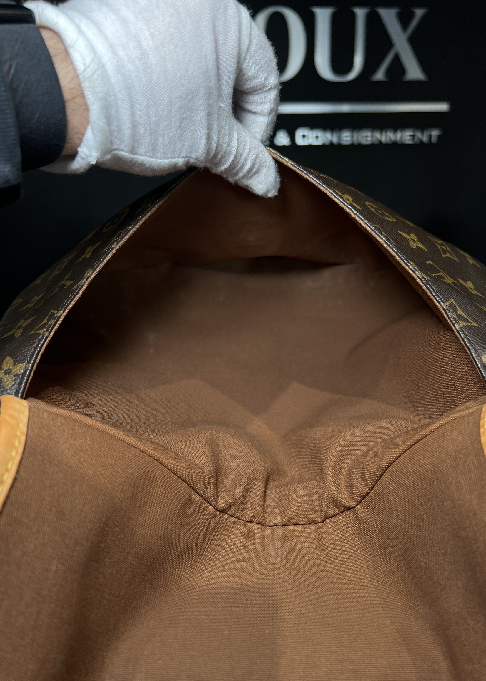 Louis Vuitton Louis Vuitton Monogram Tulum GM