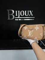 Louis Vuitton Louis Vuitton Empreinte Monogram Giant Multi Pochette Accessoires
