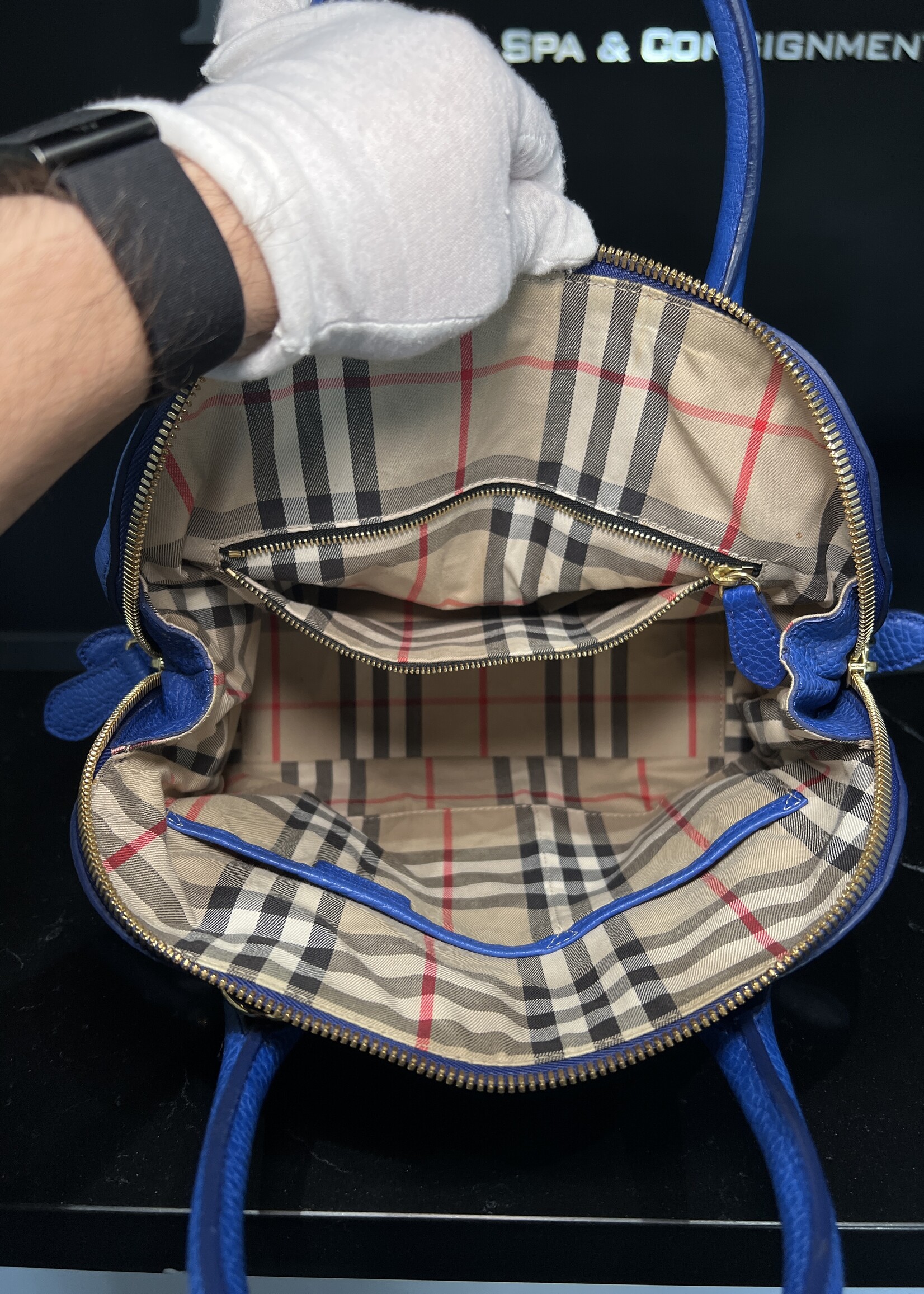 Burberry Burberry Medium Greenwood Bowling Bag
