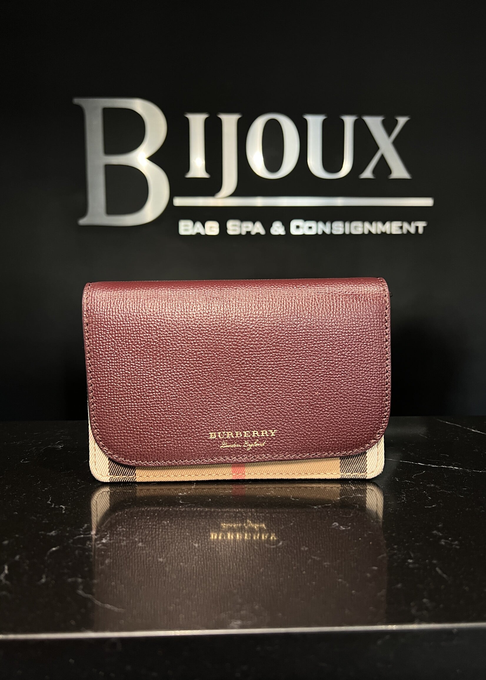 Burberry Burberry Hampshire House Check Crossbody