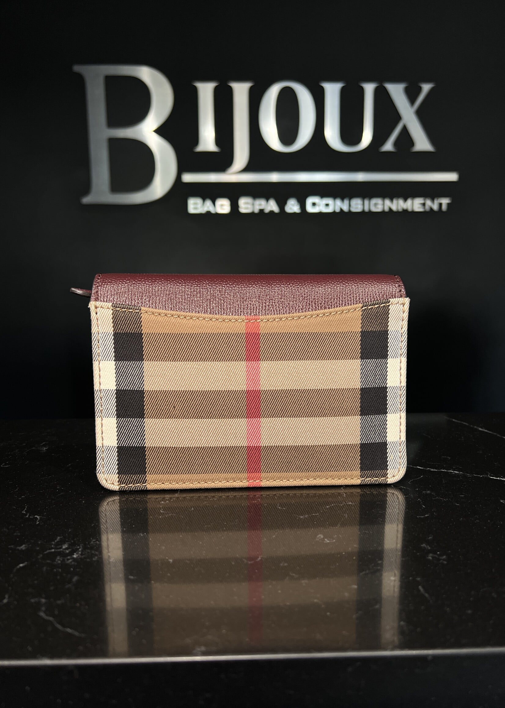 Burberry Burberry Hampshire House Check Crossbody