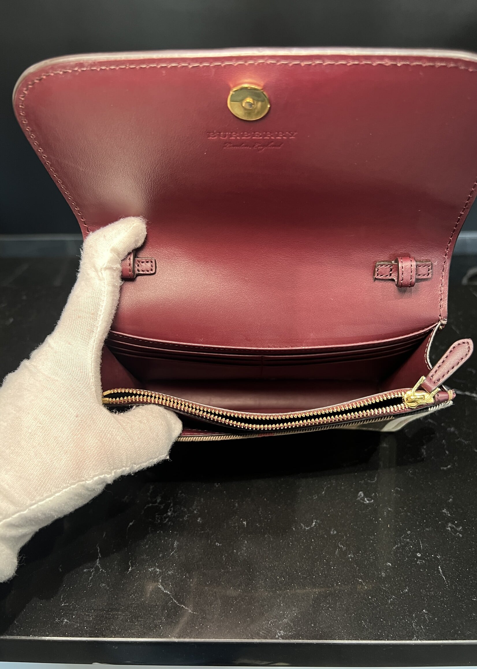 Burberry Burberry Hampshire House Check Crossbody