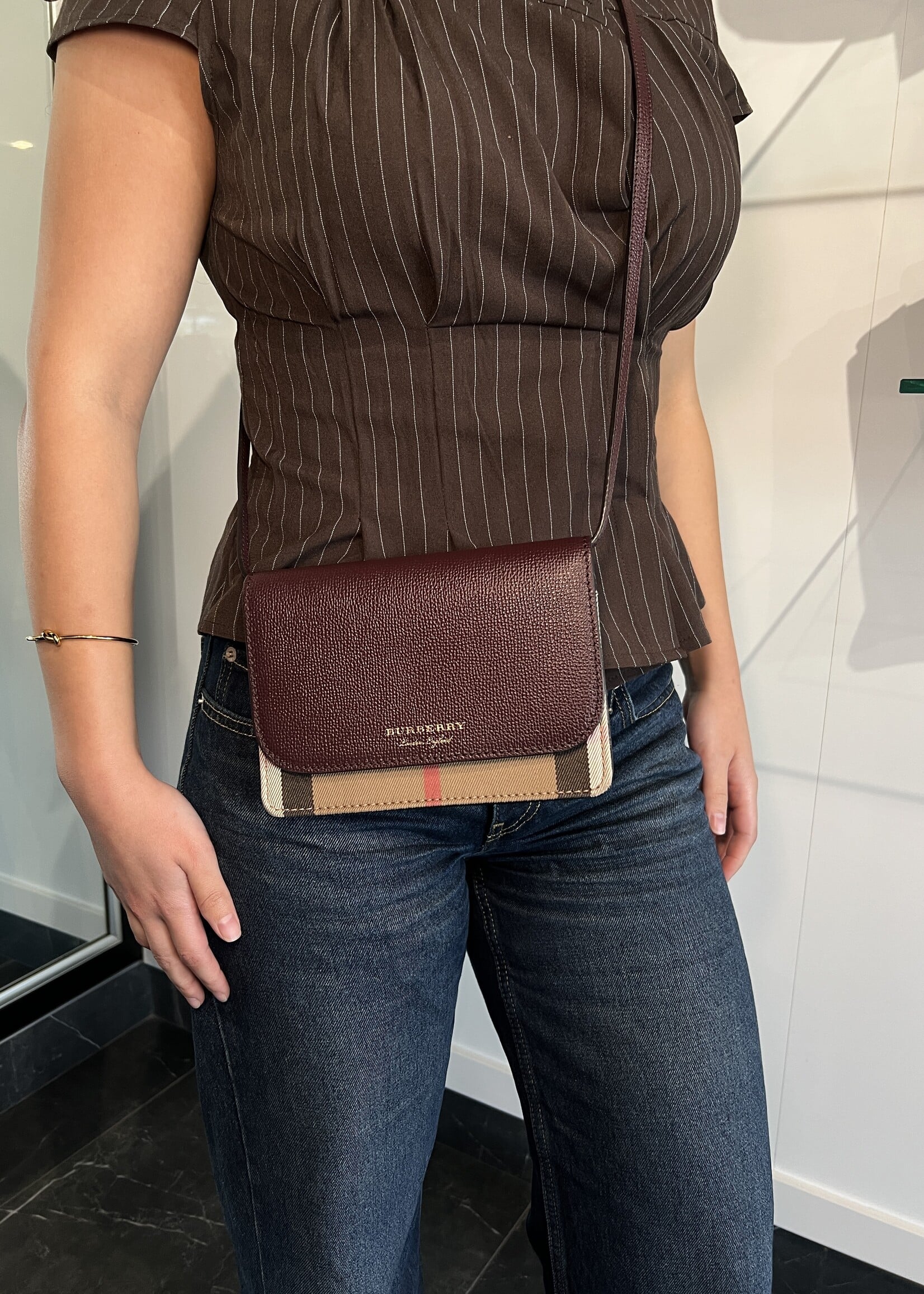 Burberry Burberry Hampshire House Check Crossbody