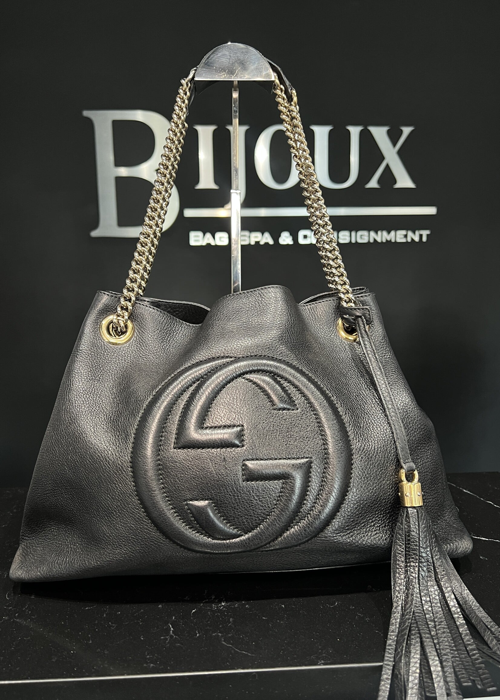 Gucci Gucci Chain Soho Pebbled