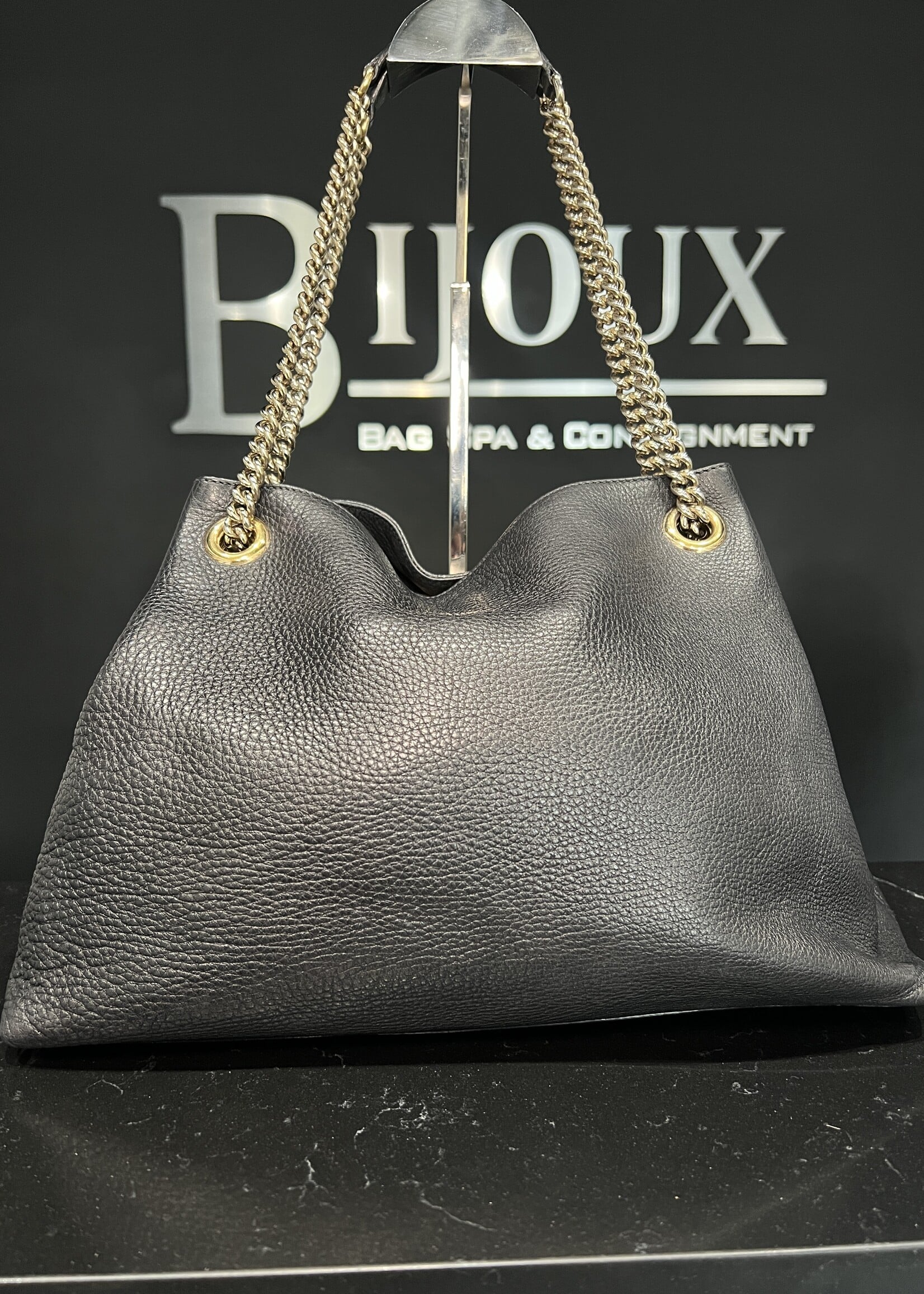 Gucci Gucci Chain Soho Pebbled