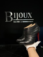 Christian Louboutin Christian Louboutin Orchiorn 100 - 39