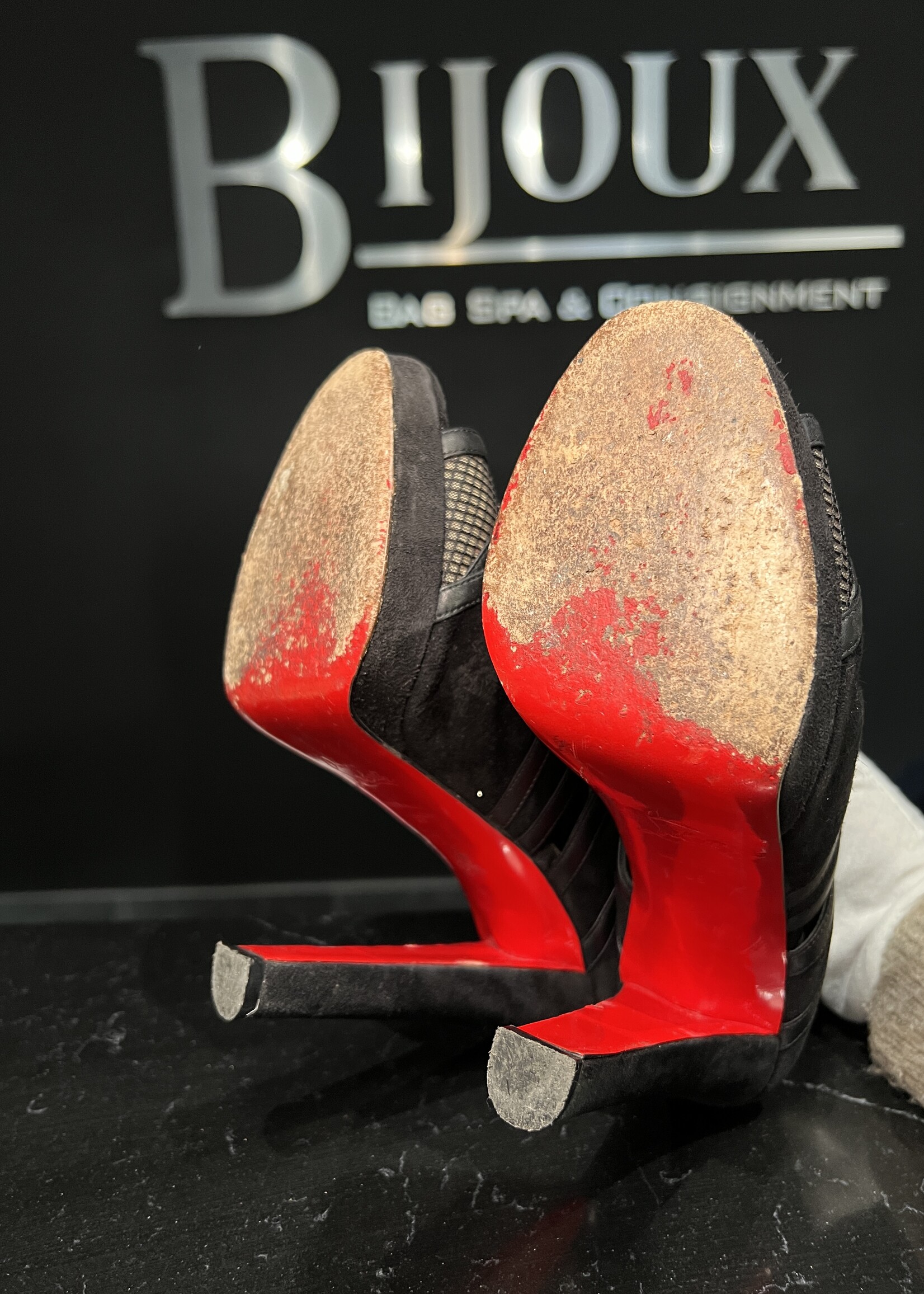 Christian Louboutin Christian Louboutin Commanda - 39.5