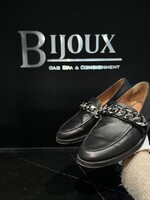 Givenchy Givenchy Chain Accent Loafers - 39
