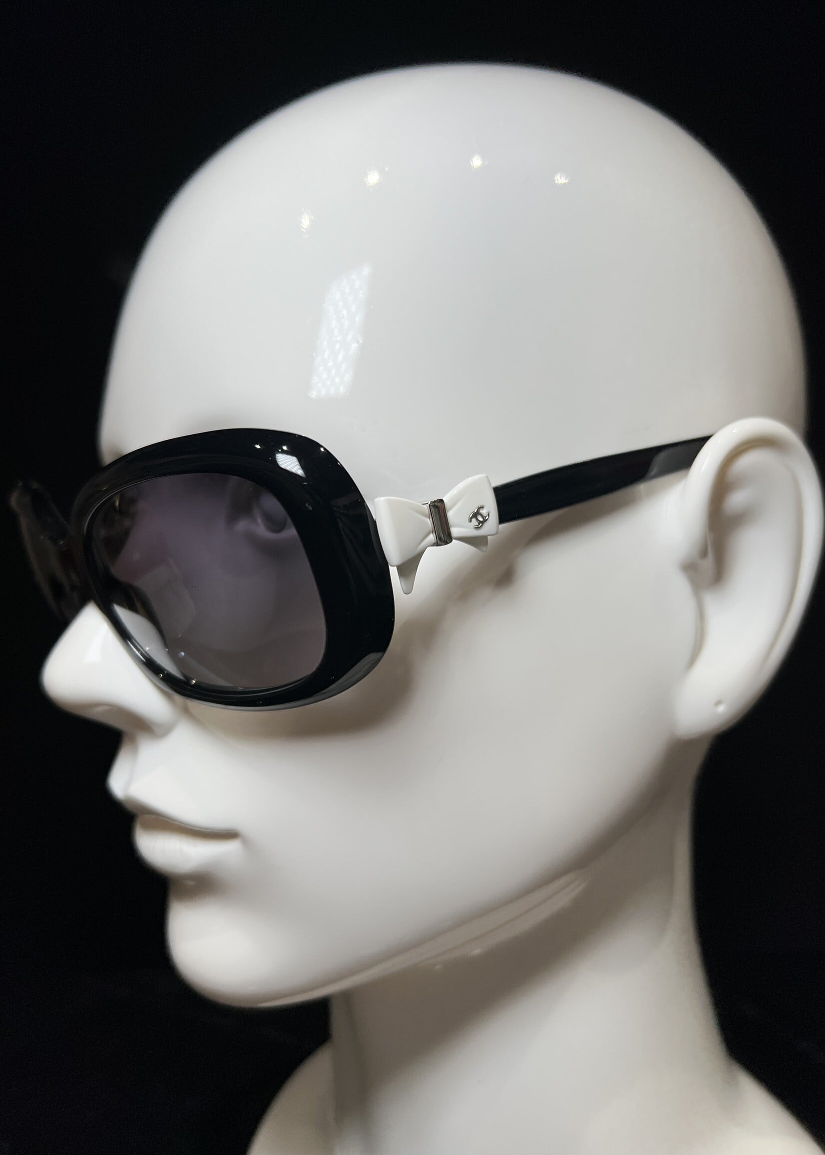 Chanel Chanel CC Bow 5170 Sunglasses
