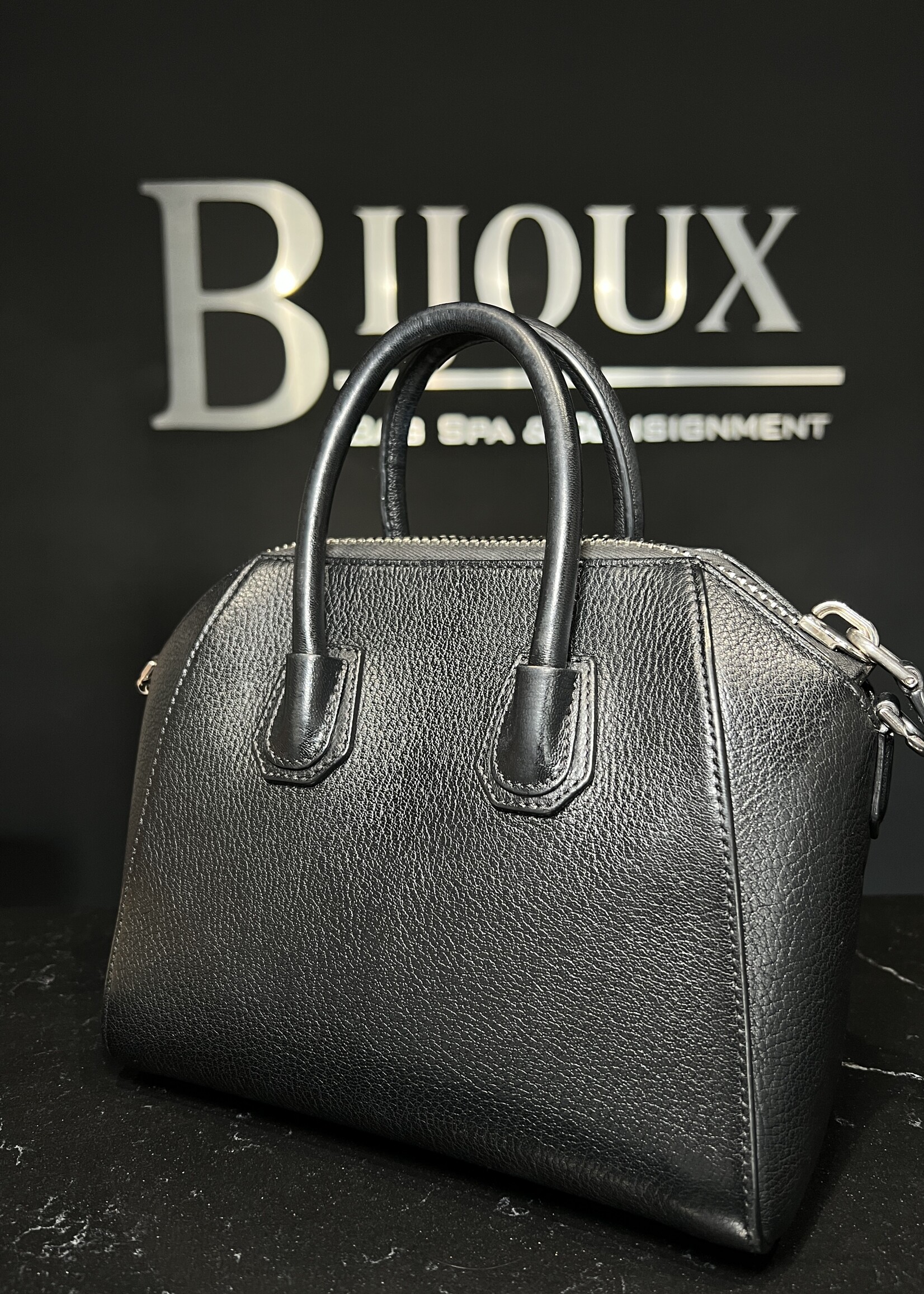 Givenchy Givenchy Black Leather Mini Antigona