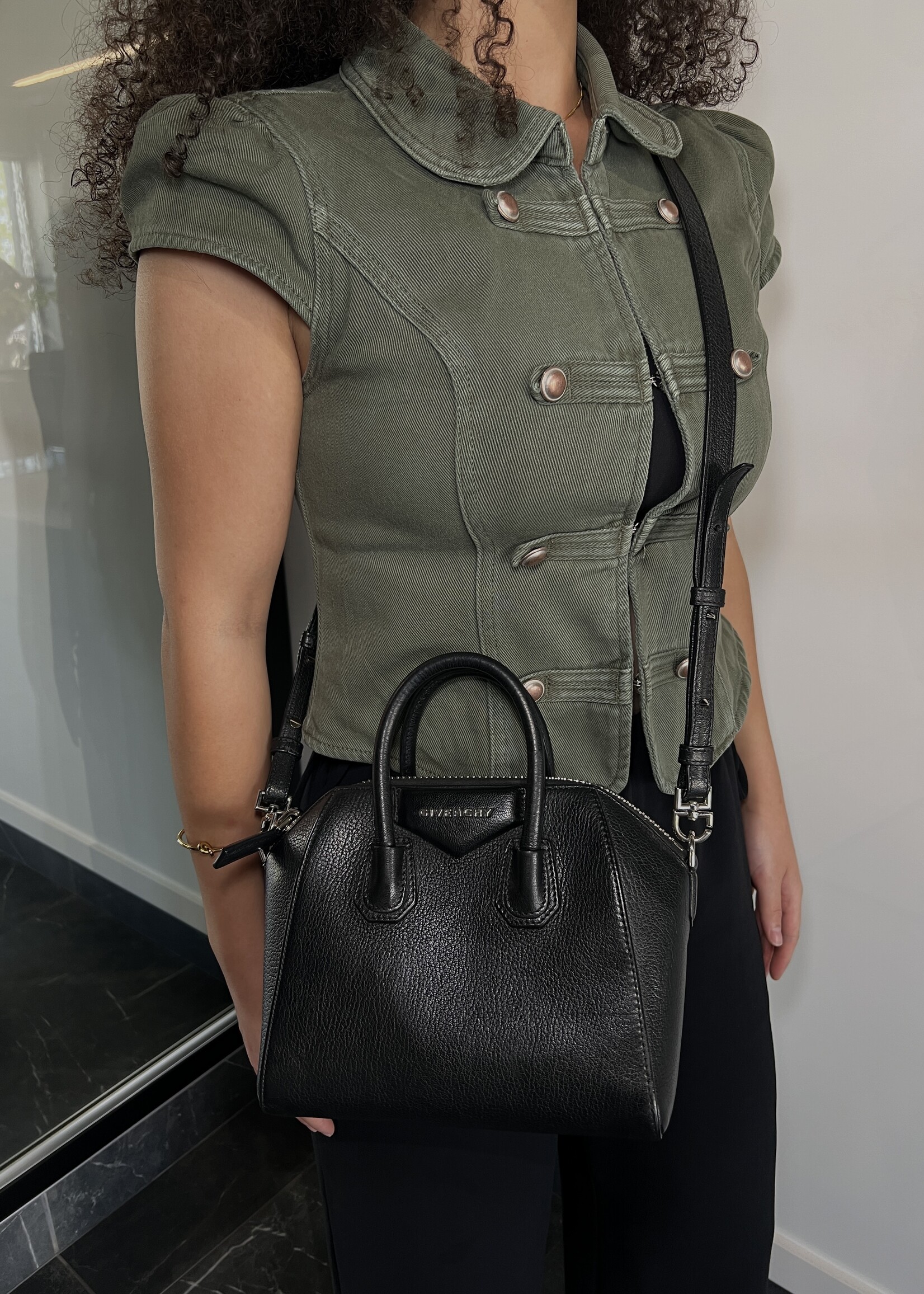 Givenchy Givenchy Black Leather Mini Antigona