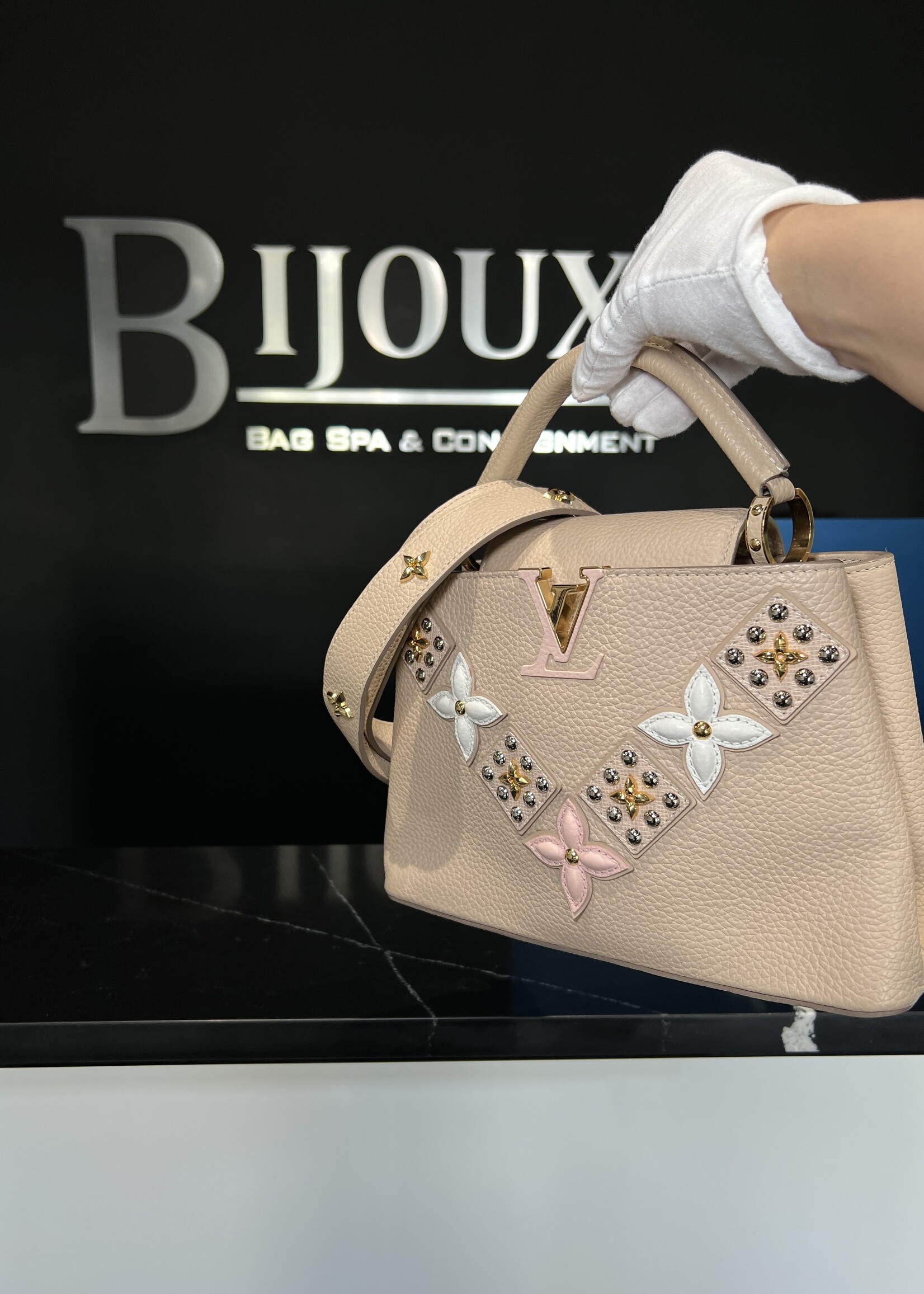 Louis Vuitton Louis Vuitton Studded Taurillon Capucines BB
