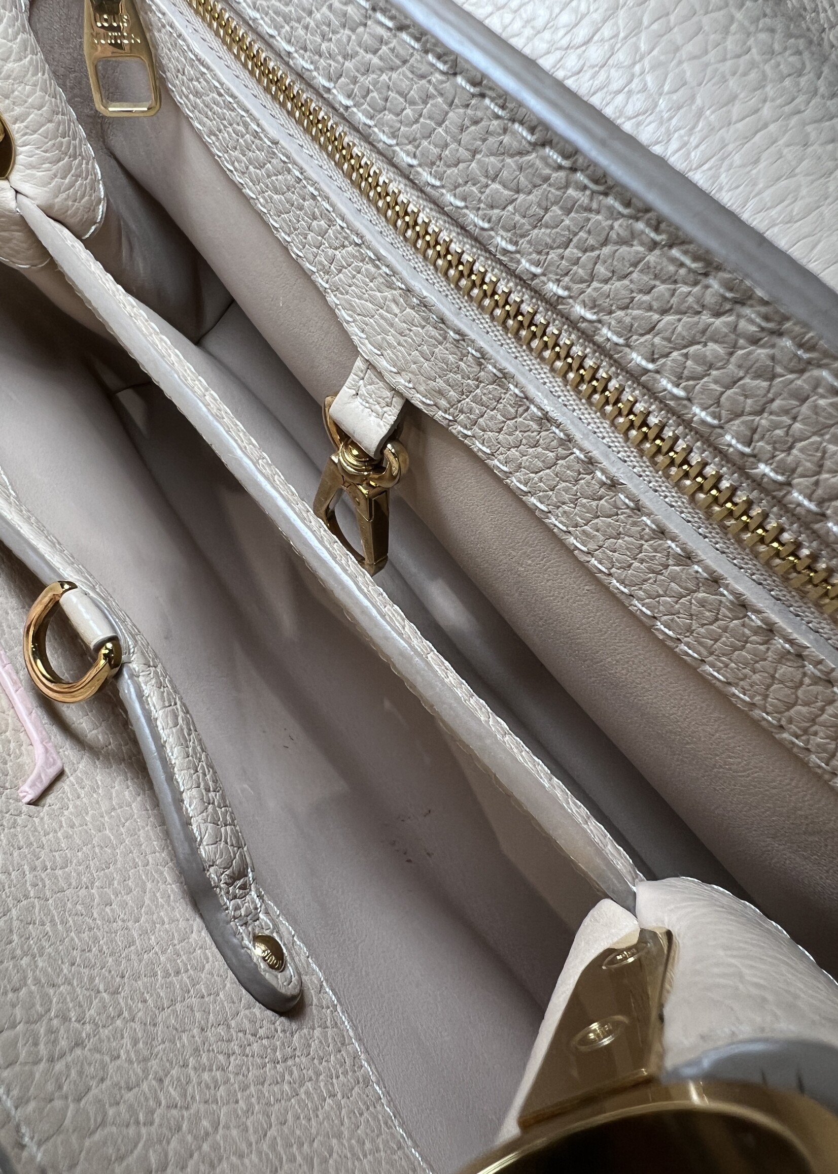 Louis Vuitton Louis Vuitton Studded Taurillon Capucines BB