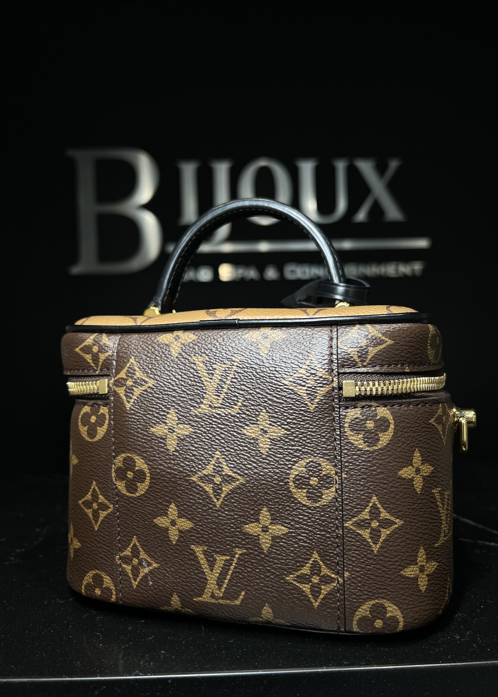 Louis Vuitton Louis Vuitton Reverse Monogram Vanity PM
