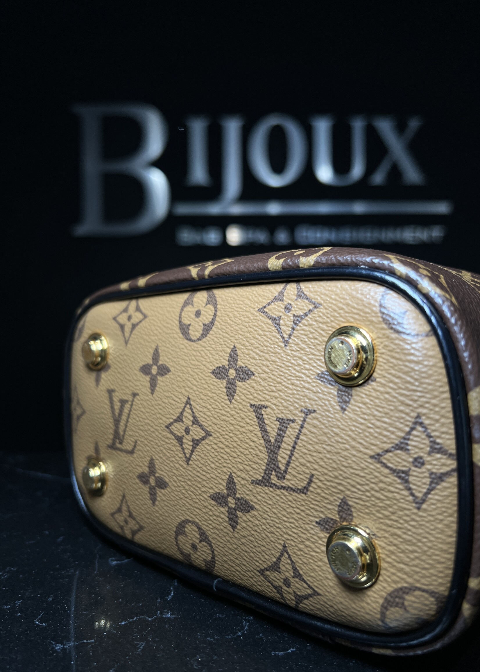 Louis Vuitton Louis Vuitton Reverse Monogram Vanity PM