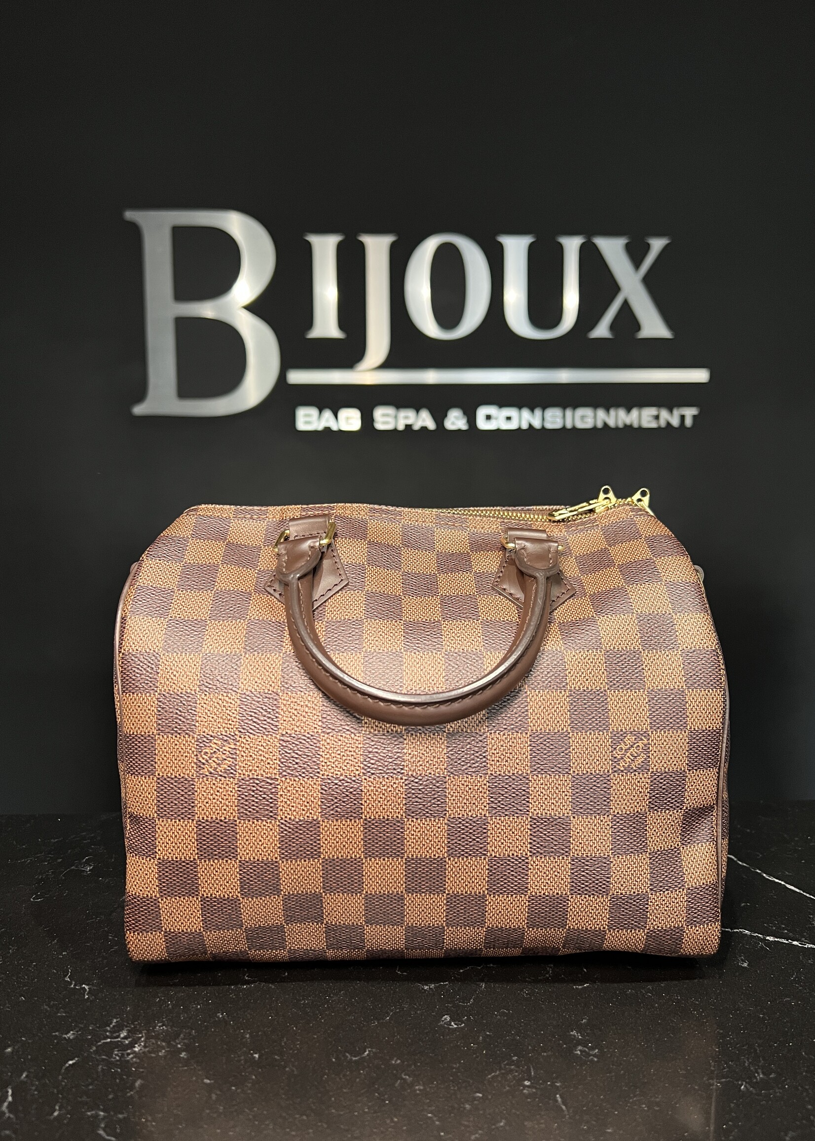 Louis Vuitton Louis Vuitton Bandouliere Damier Ebene Speedy 25