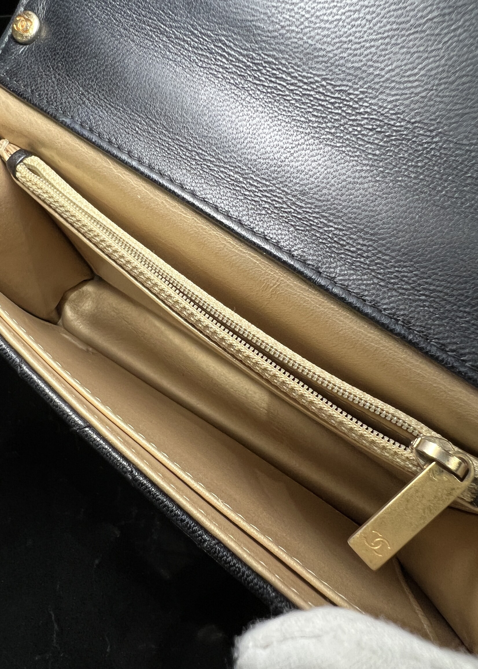 Chanel Chanel Chic Pearl Flap Crossbody