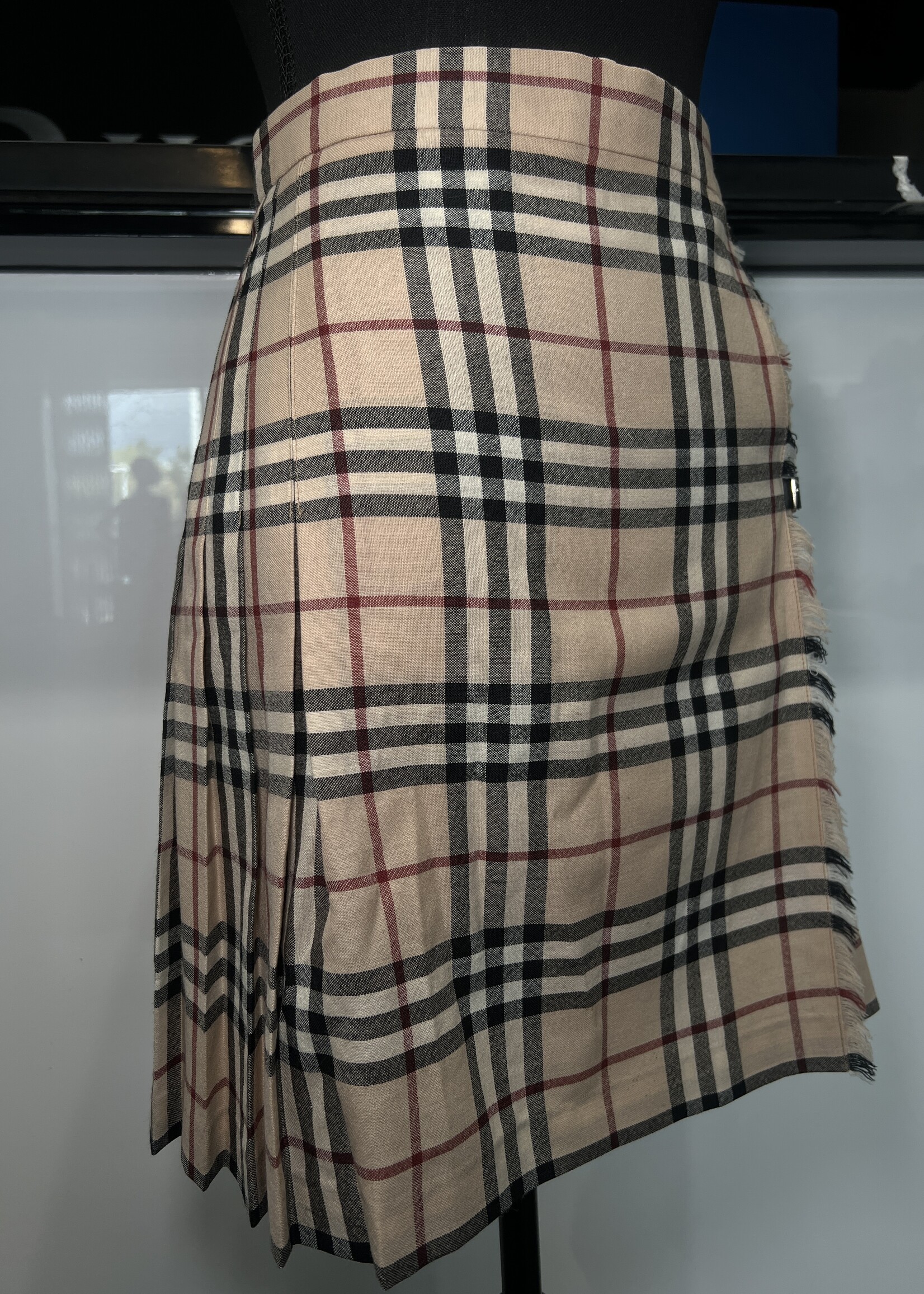 Burberry SOLD- Burberry Nova Check Pleated Wool Skirt  - US 4