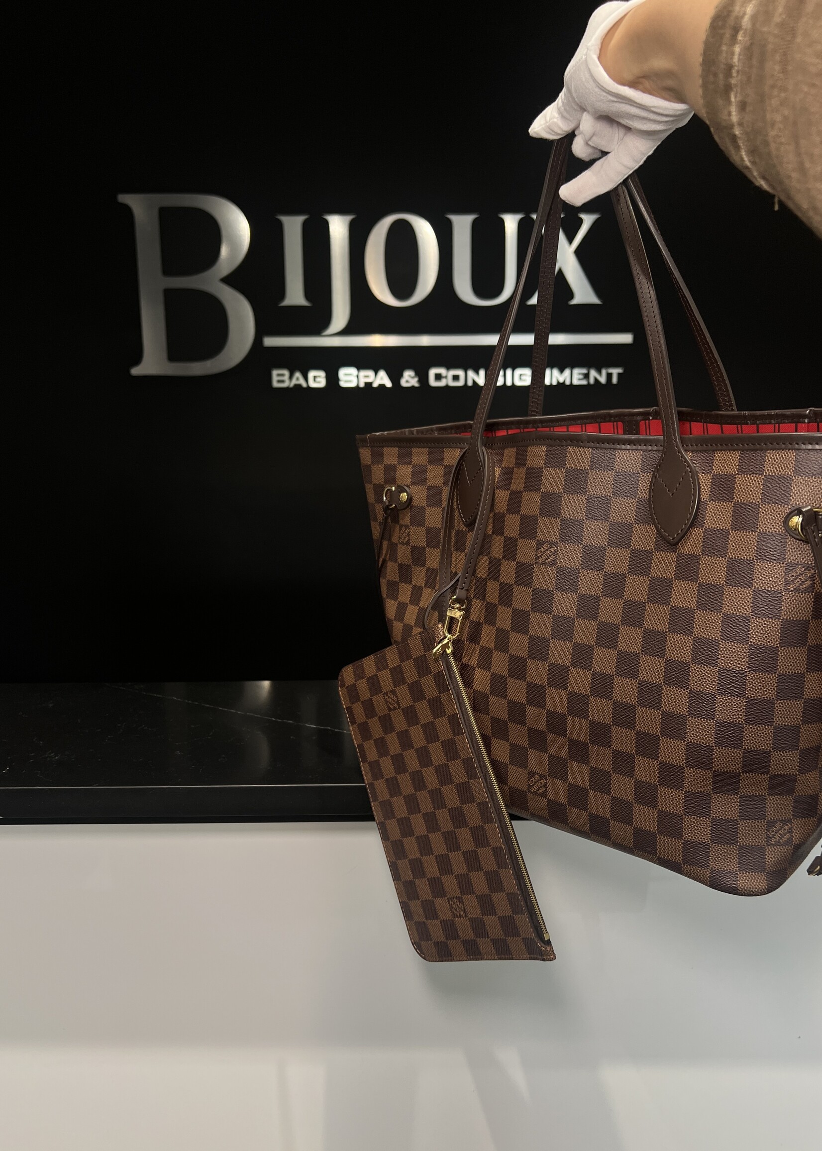 Louis Vuitton Louis Vuitton Neverfull Damier Ebene MM