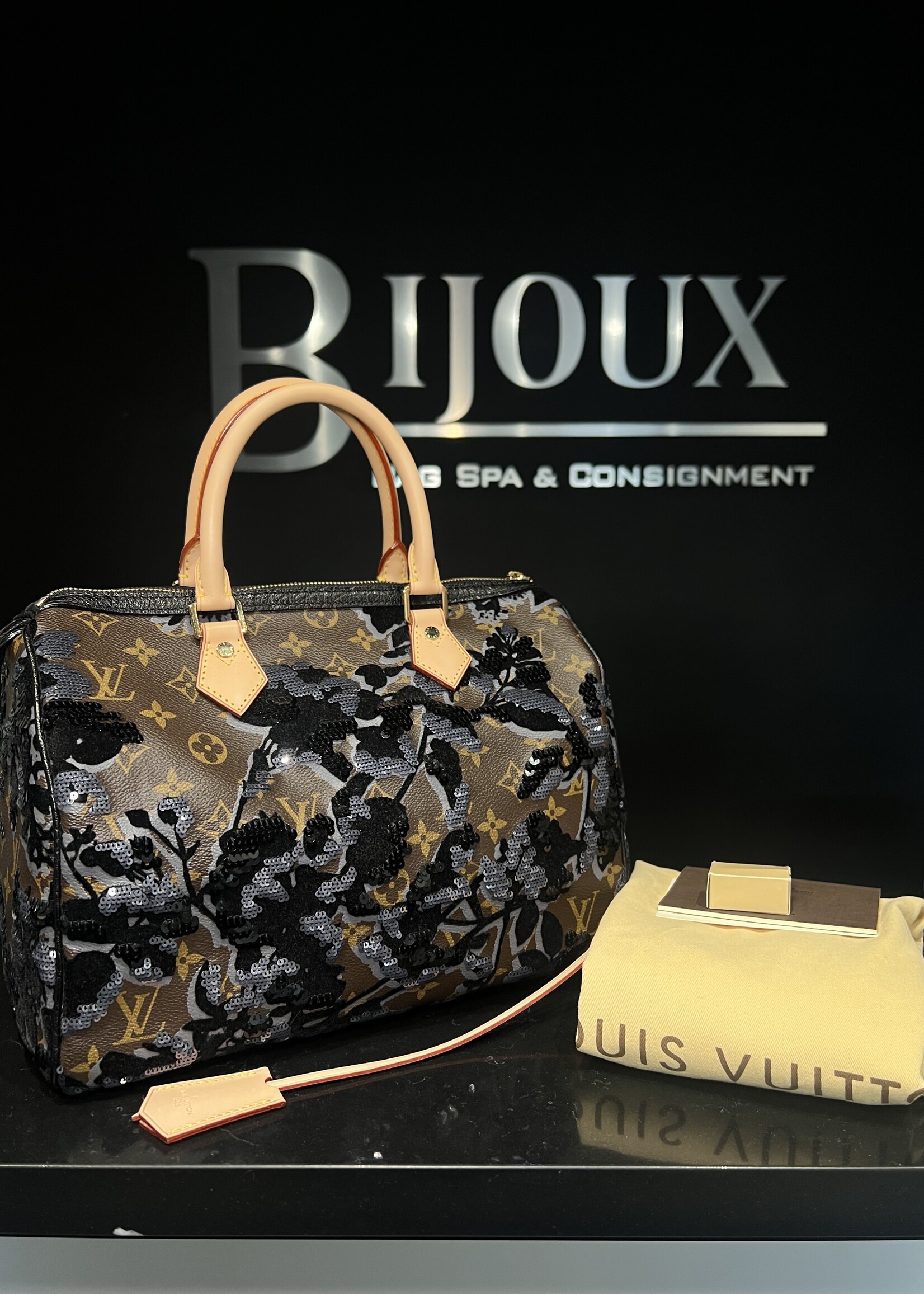 Louis Vuitton Louis Vuitton Fleur de Jais Sequin Speedy 30