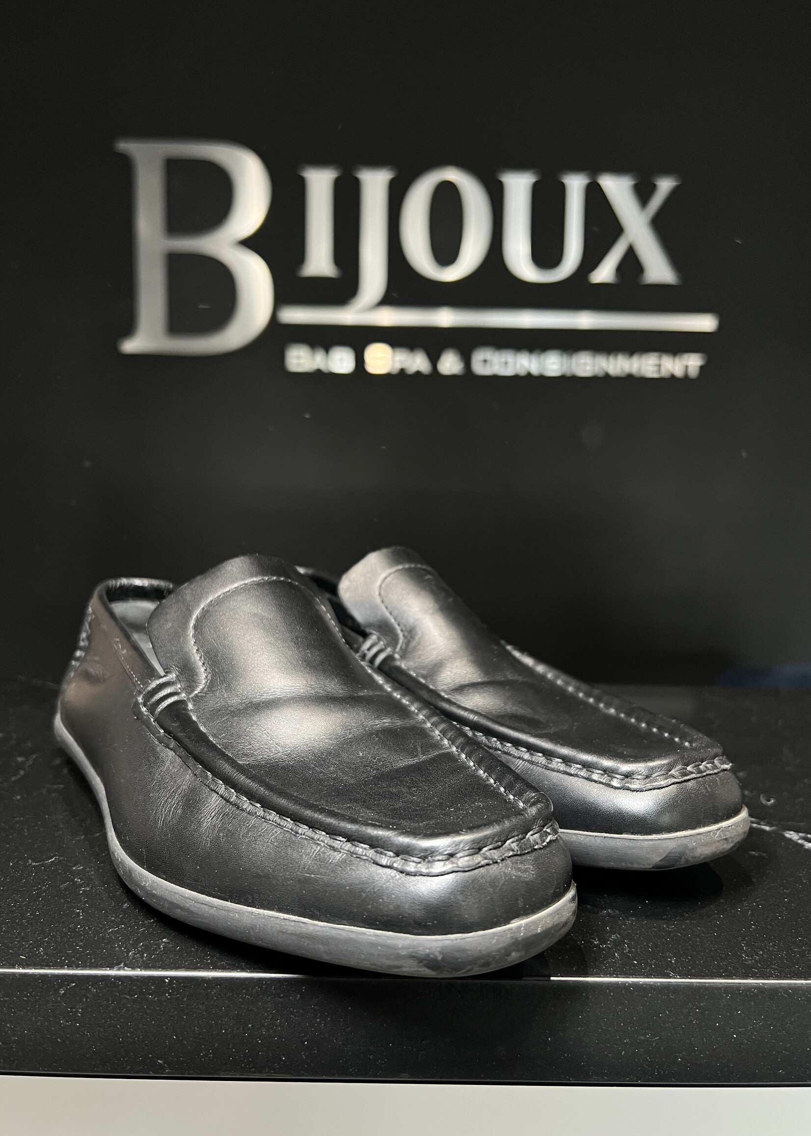 Gucci Gucci Slip-On Moccasin Loafers - 39.5