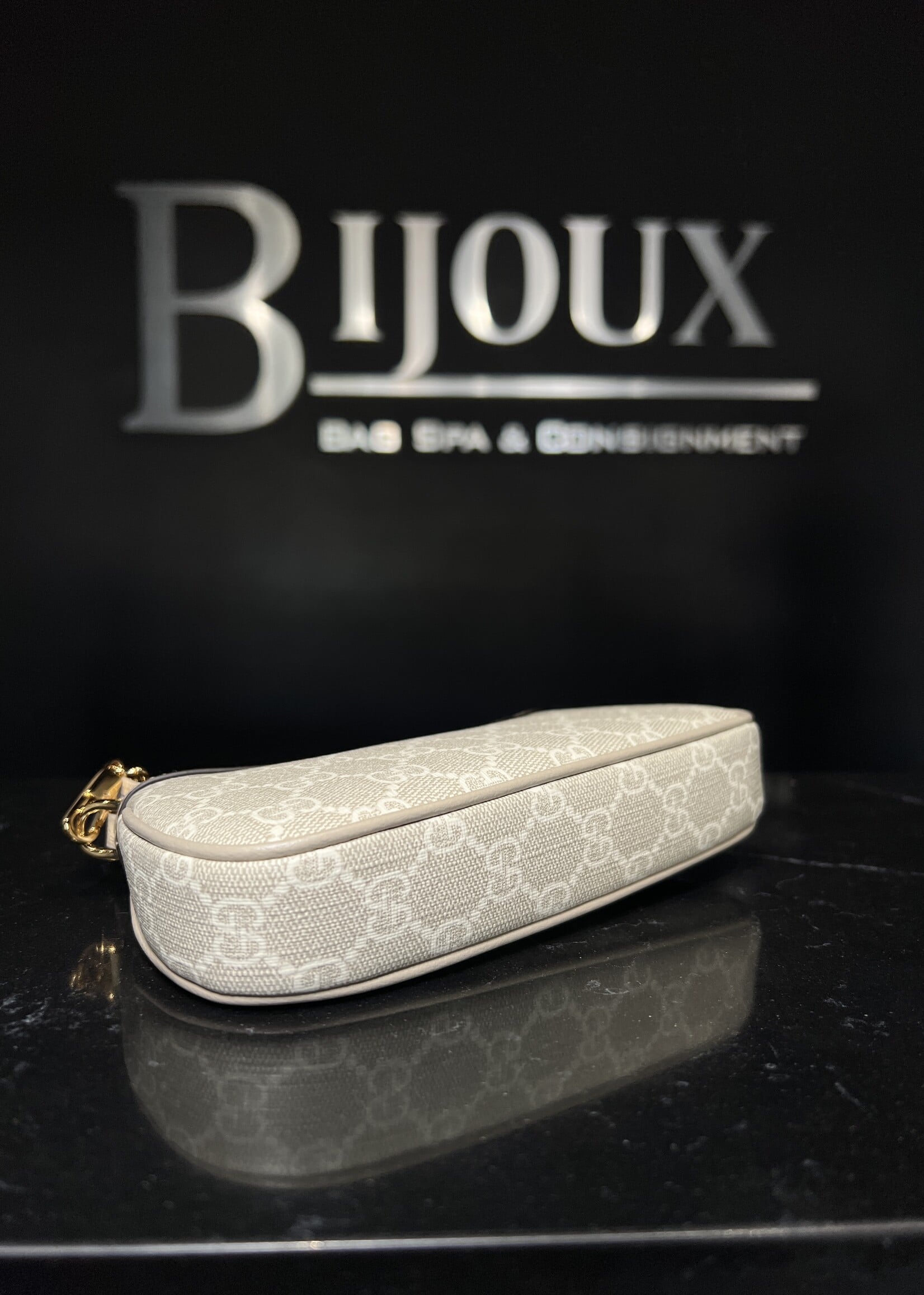 Gucci Gucci GG Supreme Monogram Mini Ophidia Shoulder