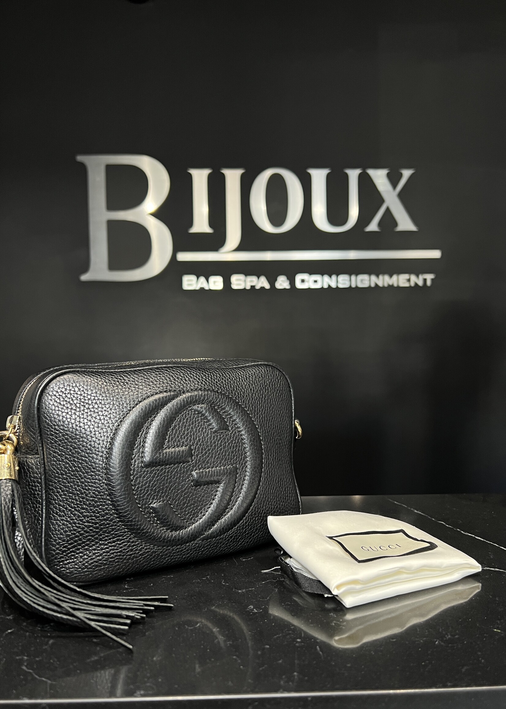 Gucci Gucci Small Soho Disco Crossbody