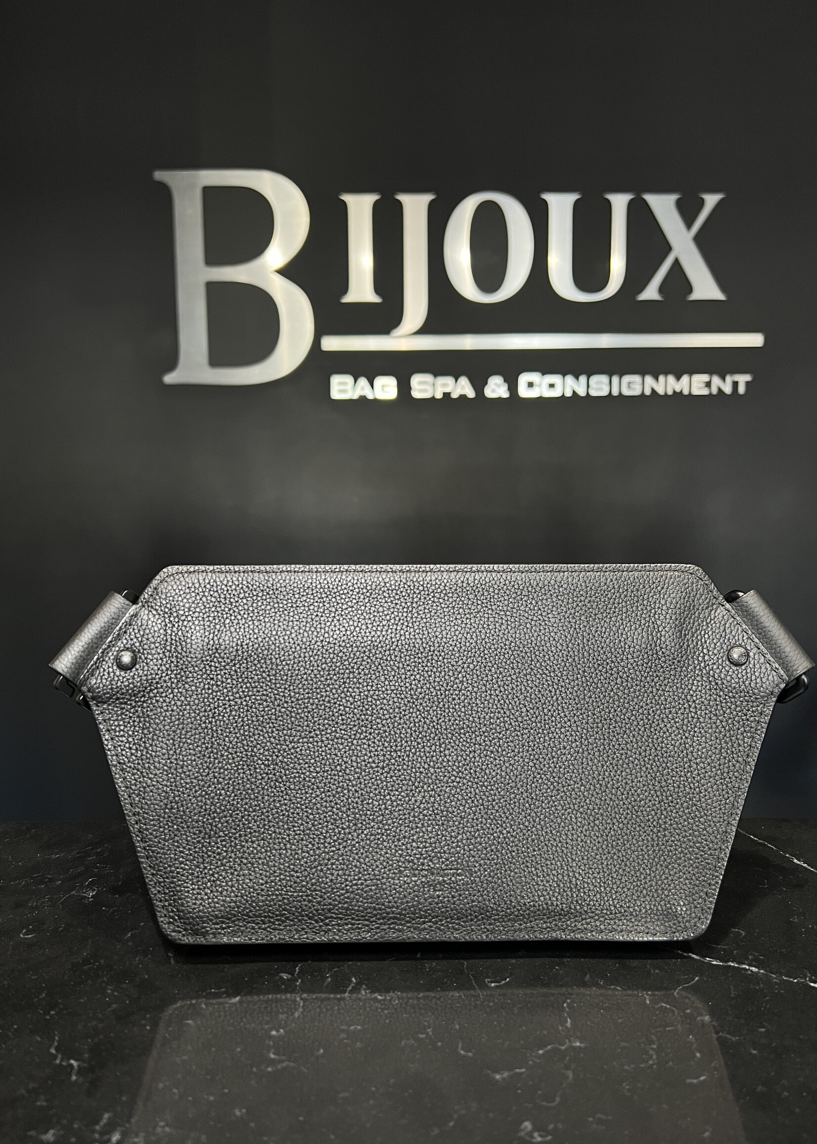 Louis Vuitton Louis Vuitton Aerogram Takeoff Sling Bag