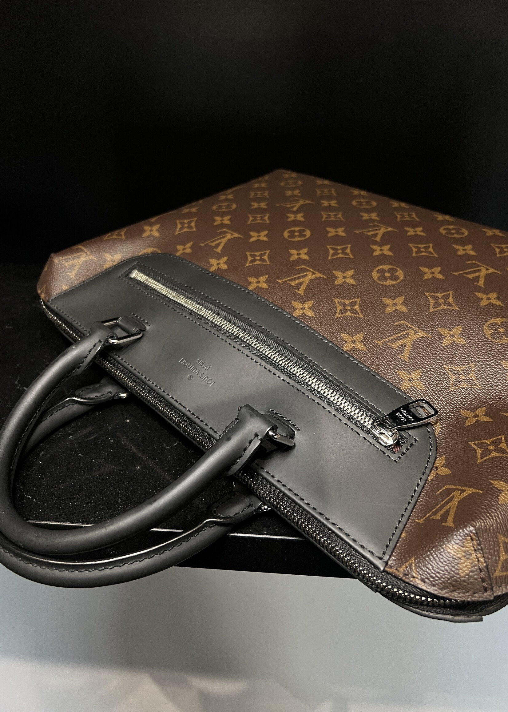 Louis Vuitton Louis Vuitton Monogram Macassar Porte Document Jour