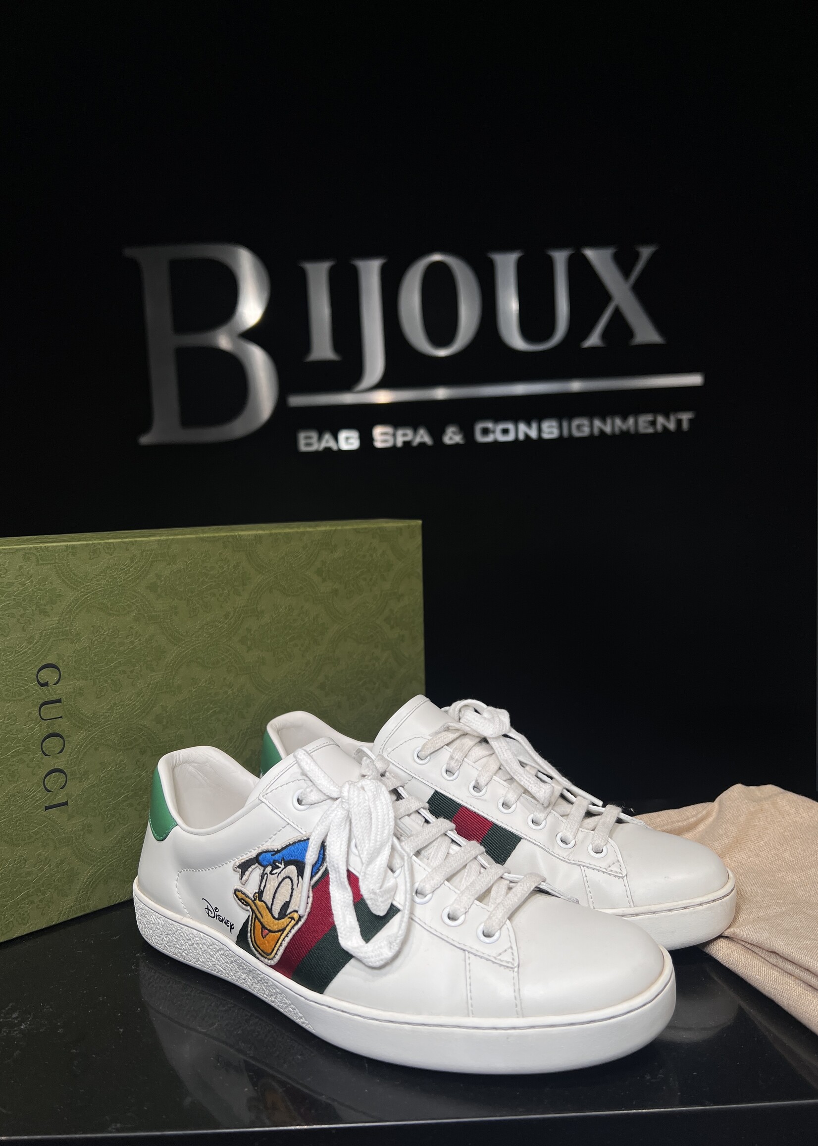 Gucci GucciX DISNEY Calfskin Miro Soft Web Donald Duck Womens Ace Sneakers - 7