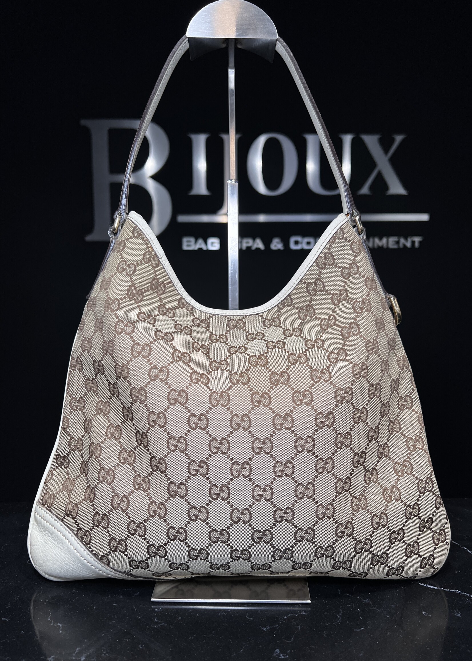 Gucci Gucci GG Canvas New Britt Hobo Shoulder