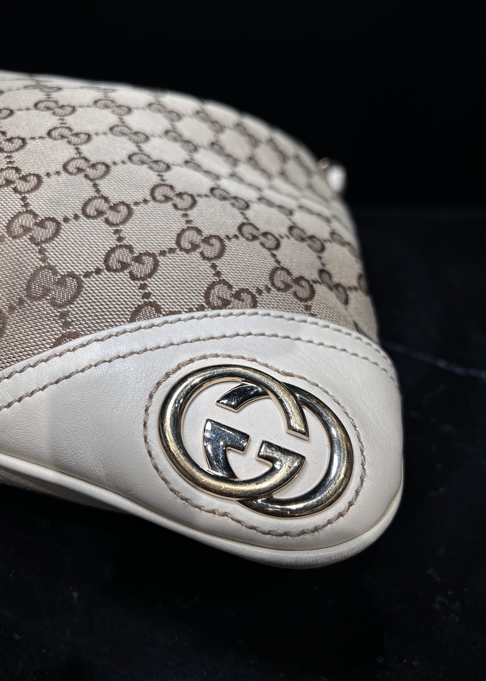 Gucci Gucci GG Canvas New Britt Hobo Shoulder