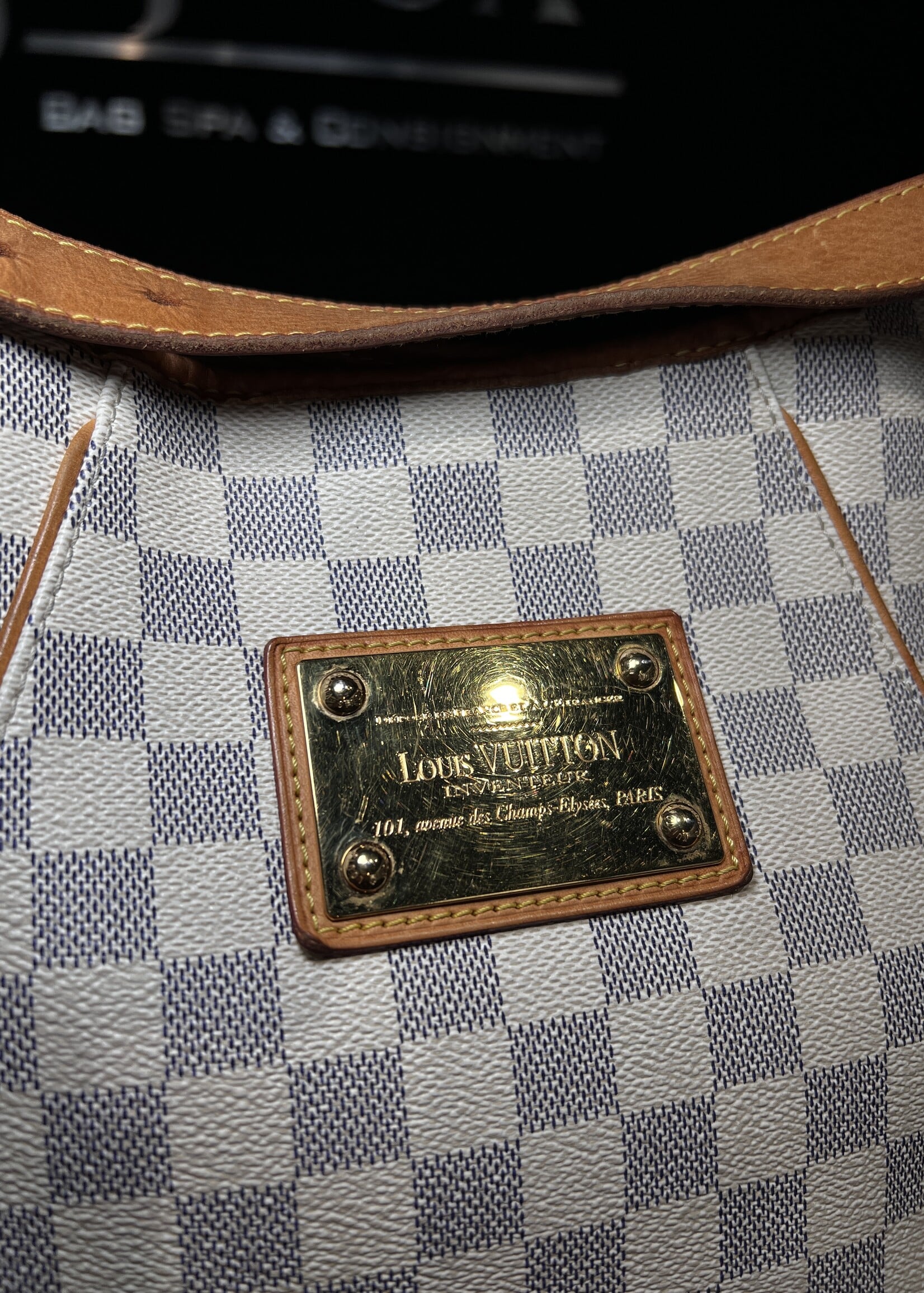 Louis Vuitton Louis Vuitton Damier Azur Galleria PM