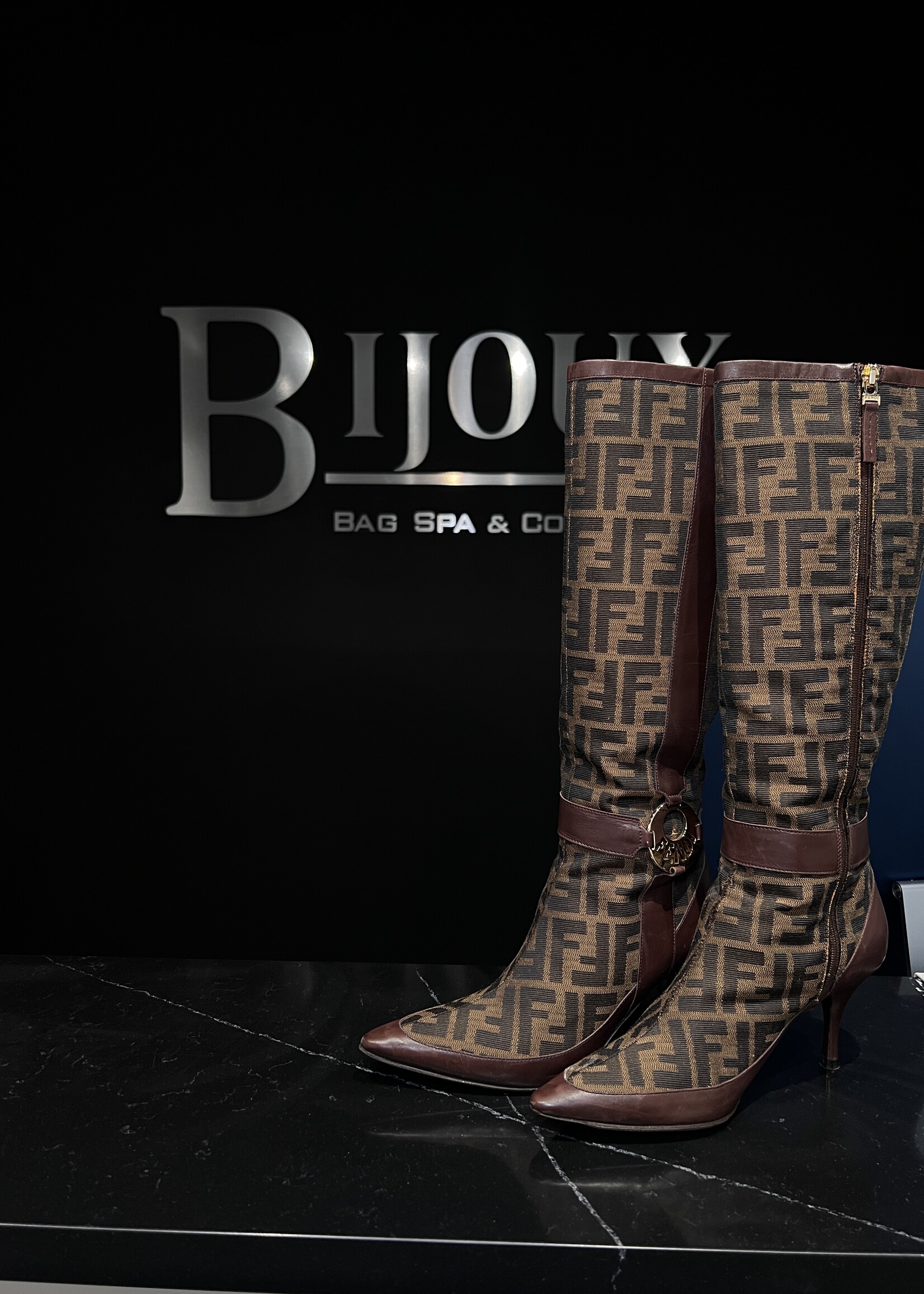 Fendi Fendi Knee High Boots - 37