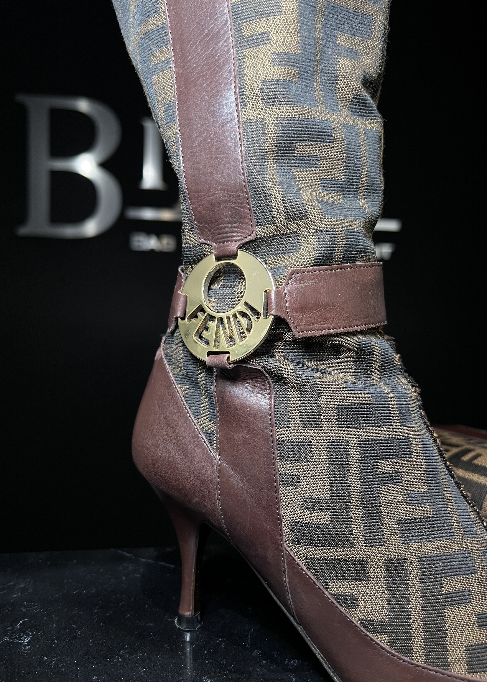 Fendi Fendi Knee High Boots - 37
