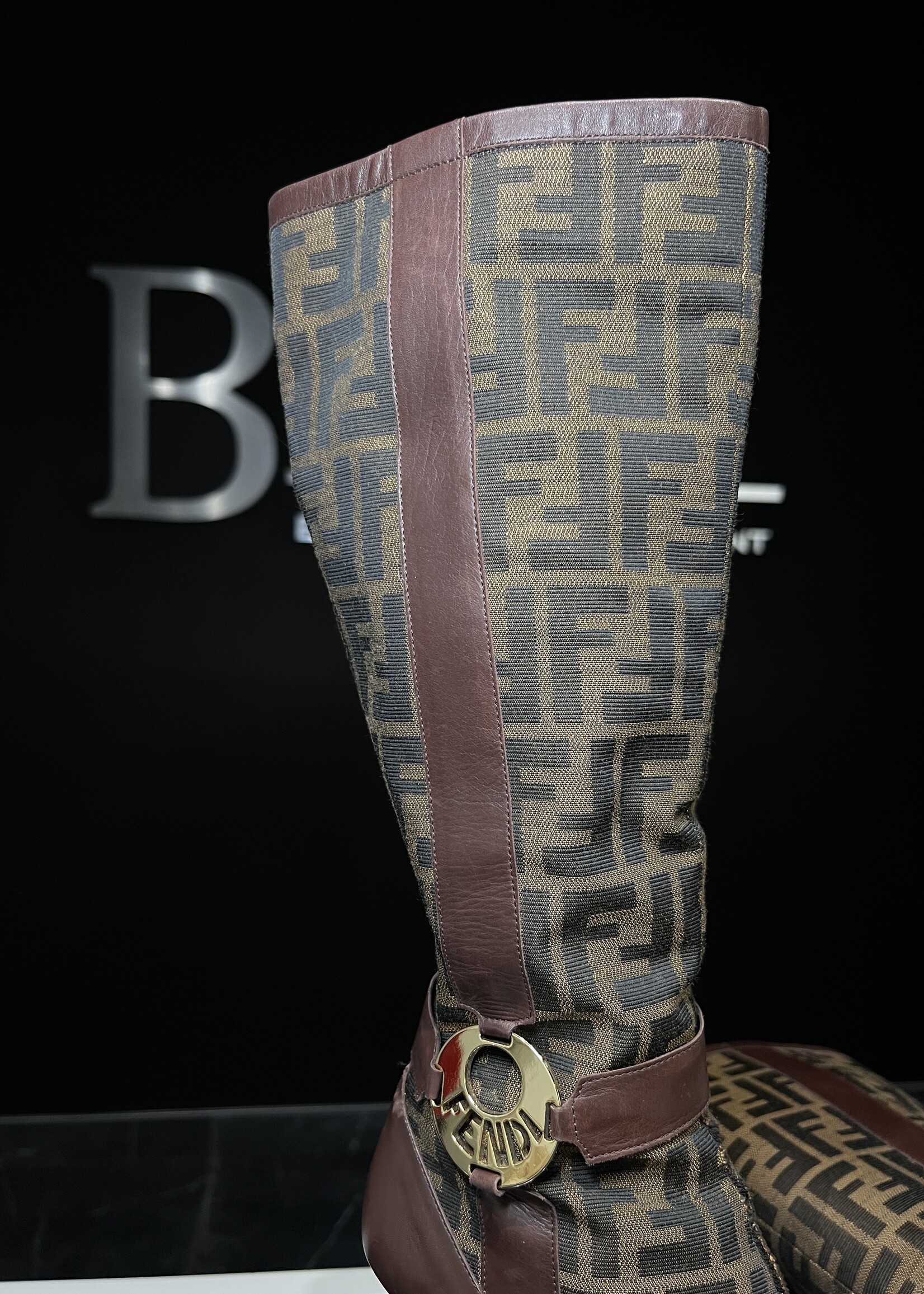 Fendi Fendi Knee High Boots - 37